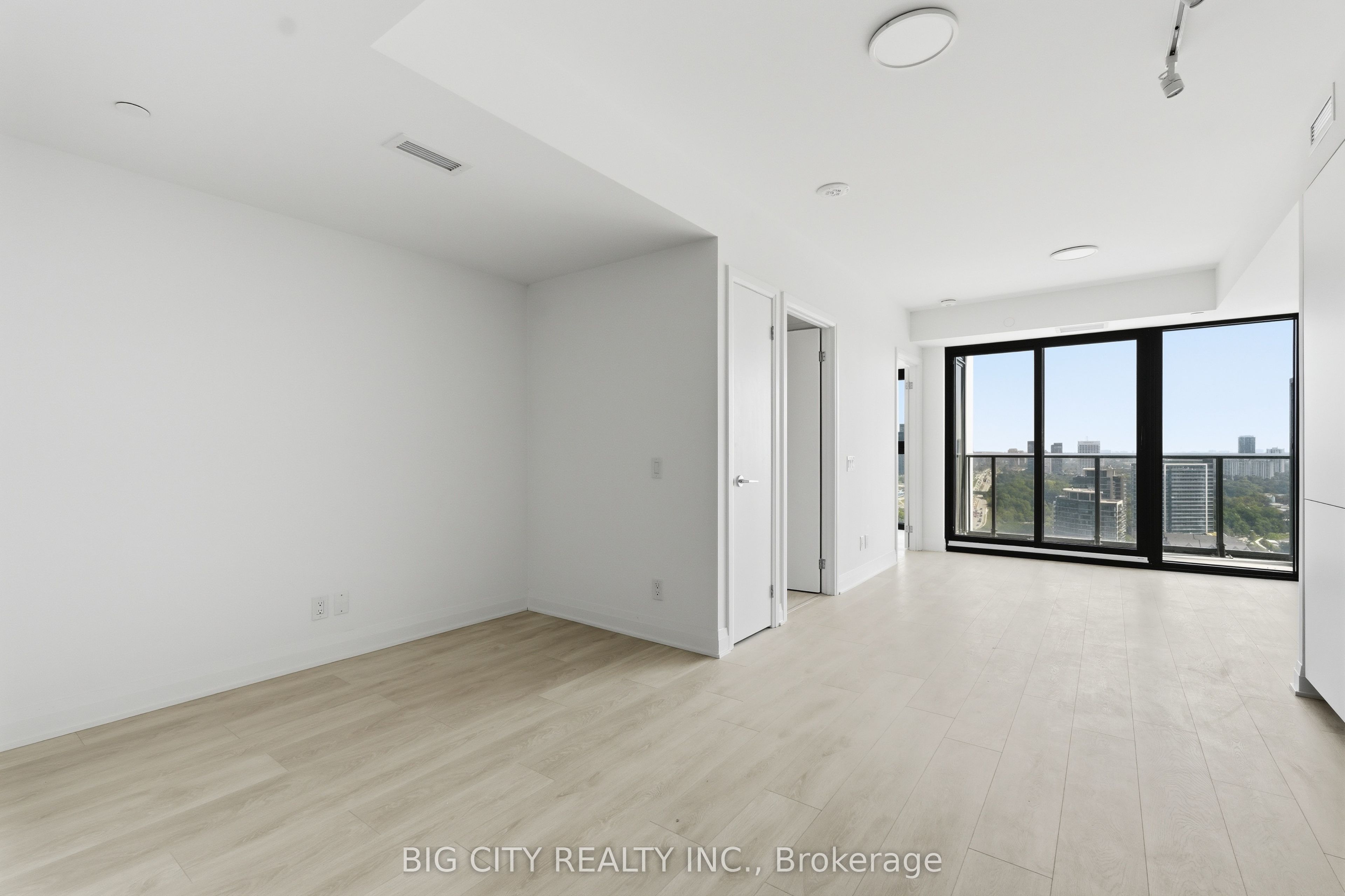 25 Frederick Todd Way 2208, Toronto, ON M4G 0C6