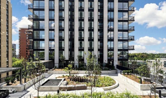 91 Montclair Avenue S 1605, Toronto, ON M5P 0B1 photo 3