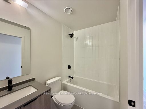 181 Sterling Road UPH 07, Toronto, ON M6R 0B2 photo 4