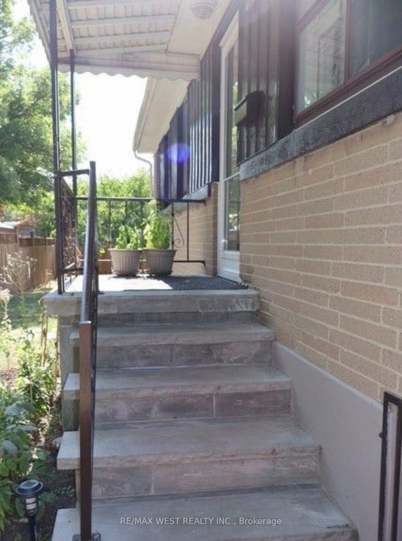 408 Drewry Avenue, Toronto, ON M2R 2K5 photo 2