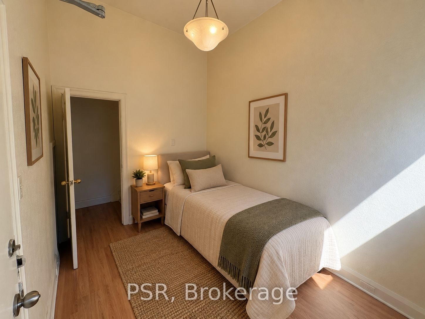 168 Vaughan Road 3 Lower, Toronto, ON M6C 2M4 photo 4