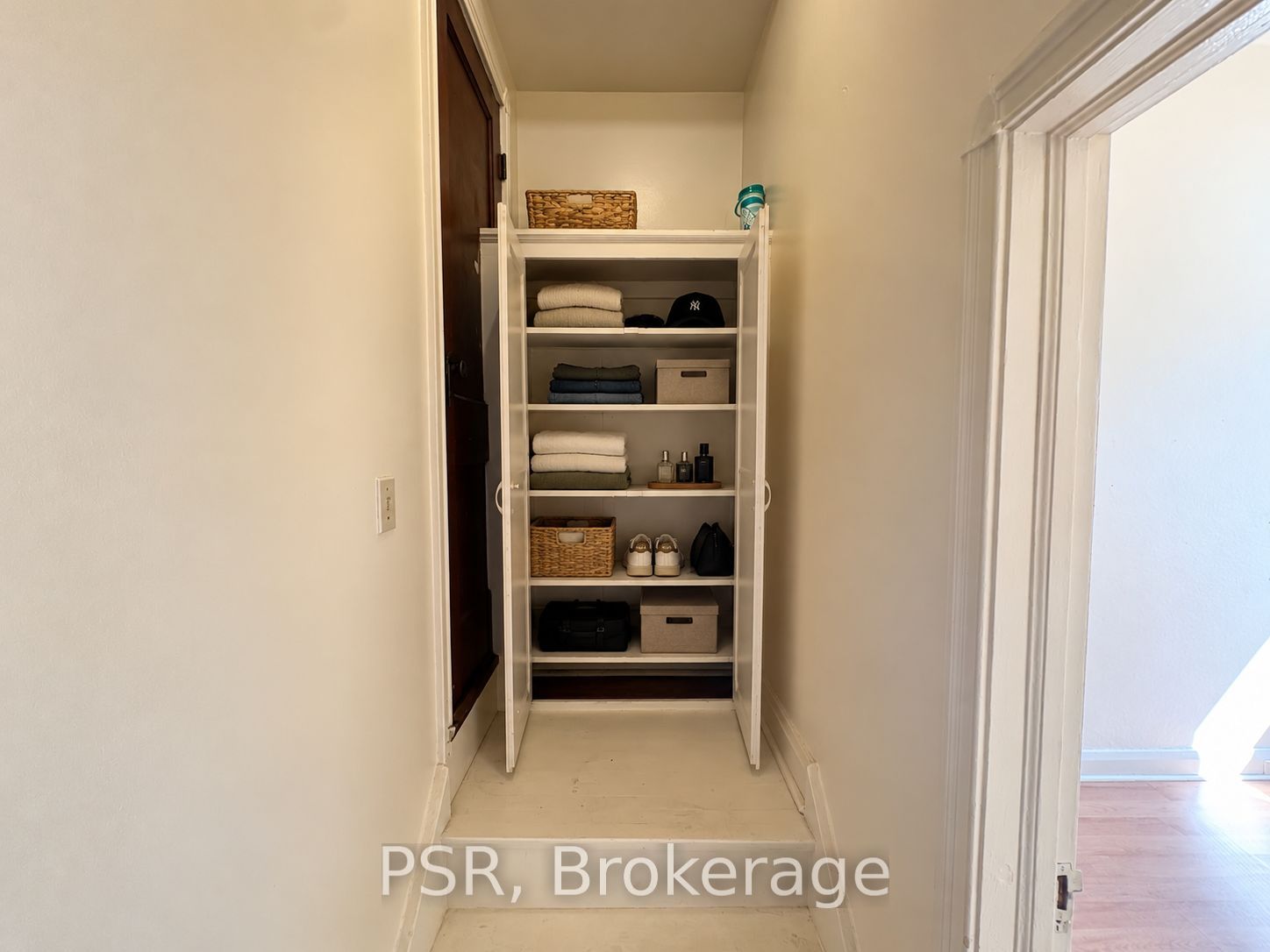 168 Vaughan Road 3 Lower, Toronto, ON M6C 2M4 photo 5