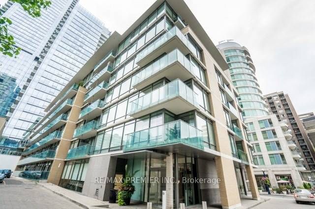 21 Scollard Street 205, Toronto, ON M5R 1G1