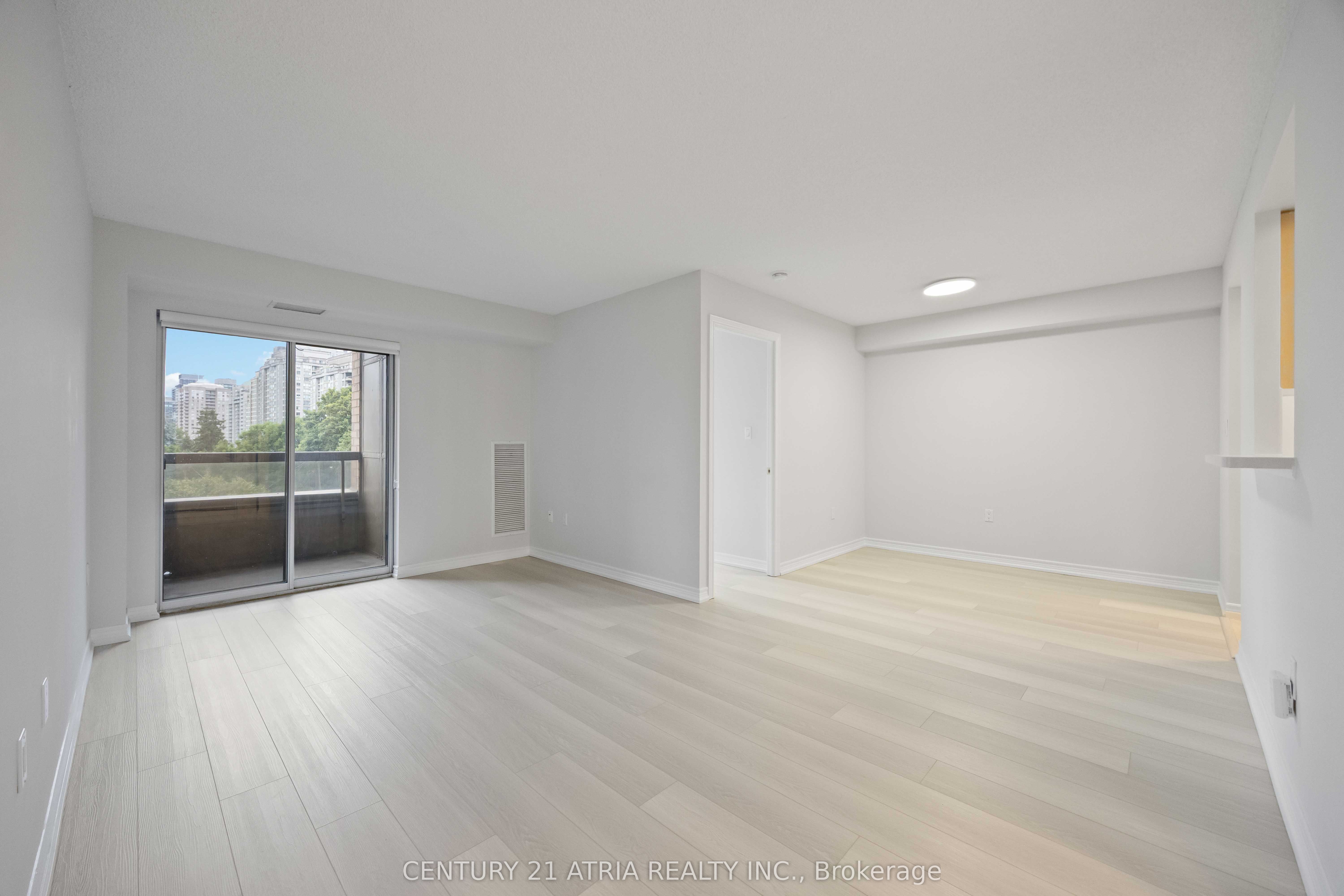 88 Grandview Way 315, Toronto, ON M2N 6V6 photo 2