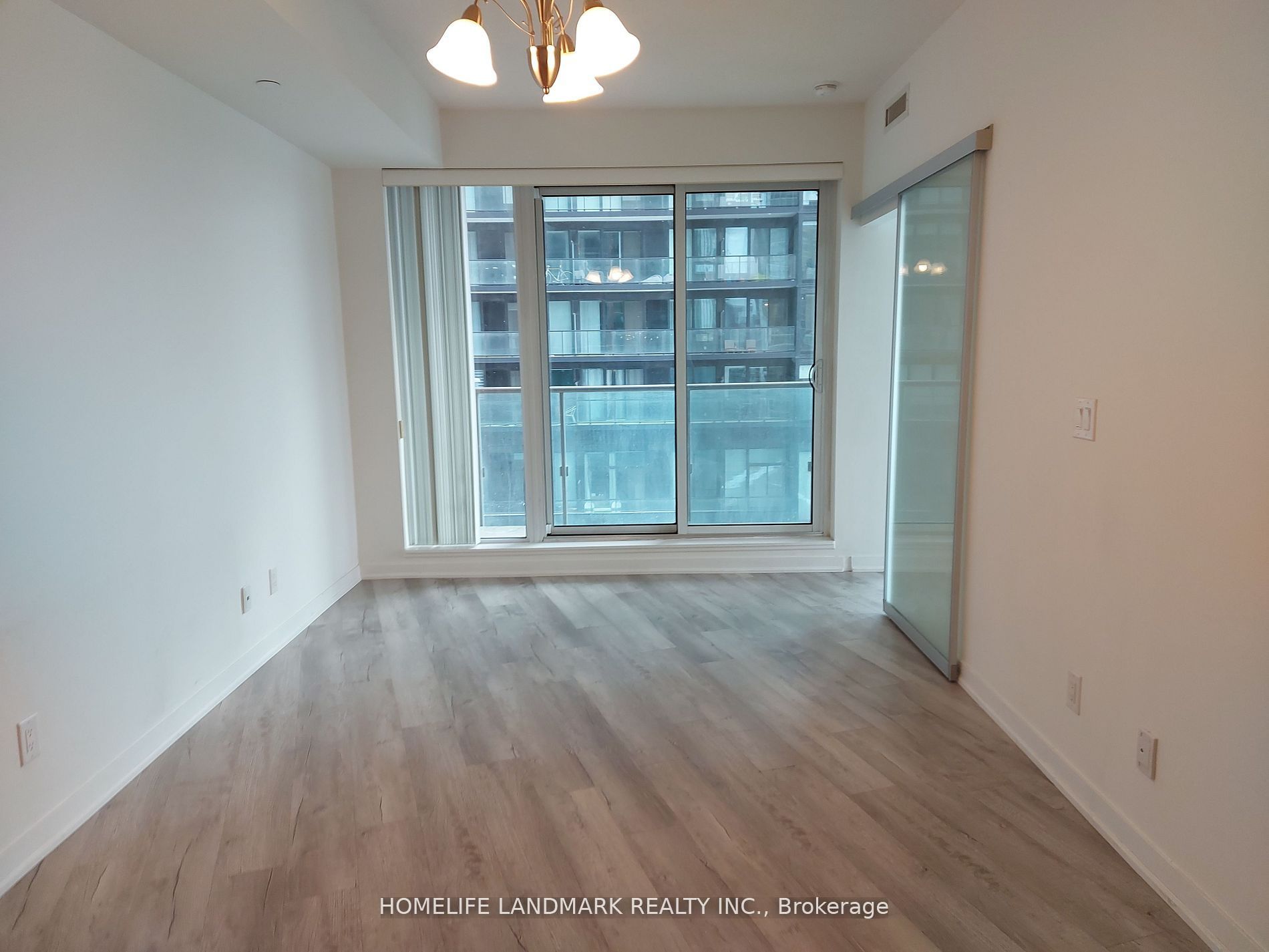 150 East Liberty Street 1214, Toronto, ON M6K 3R5 photo 2