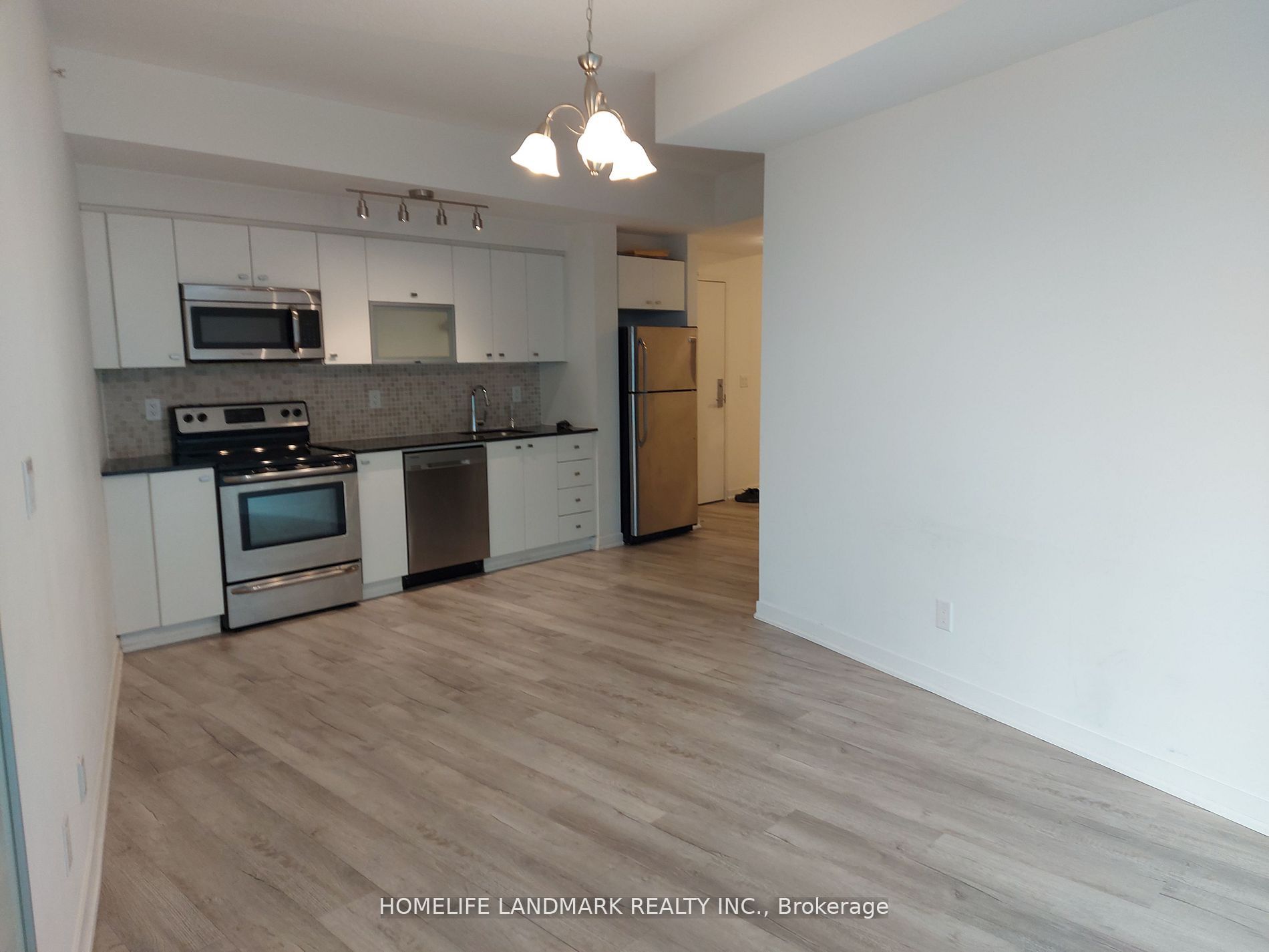 150 East Liberty Street 1214, Toronto, ON M6K 3R5 photo 3