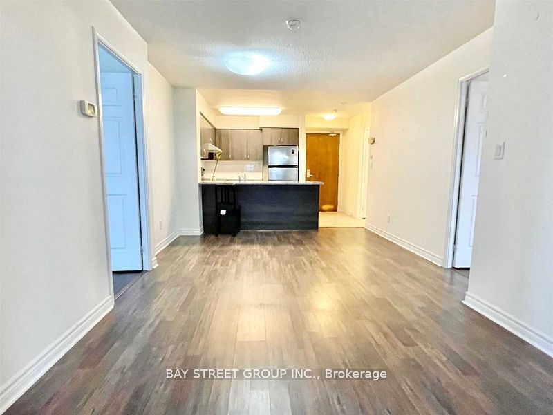 35 Hollywood Avenue 818, Toronto, ON M2N 0A9 photo 3