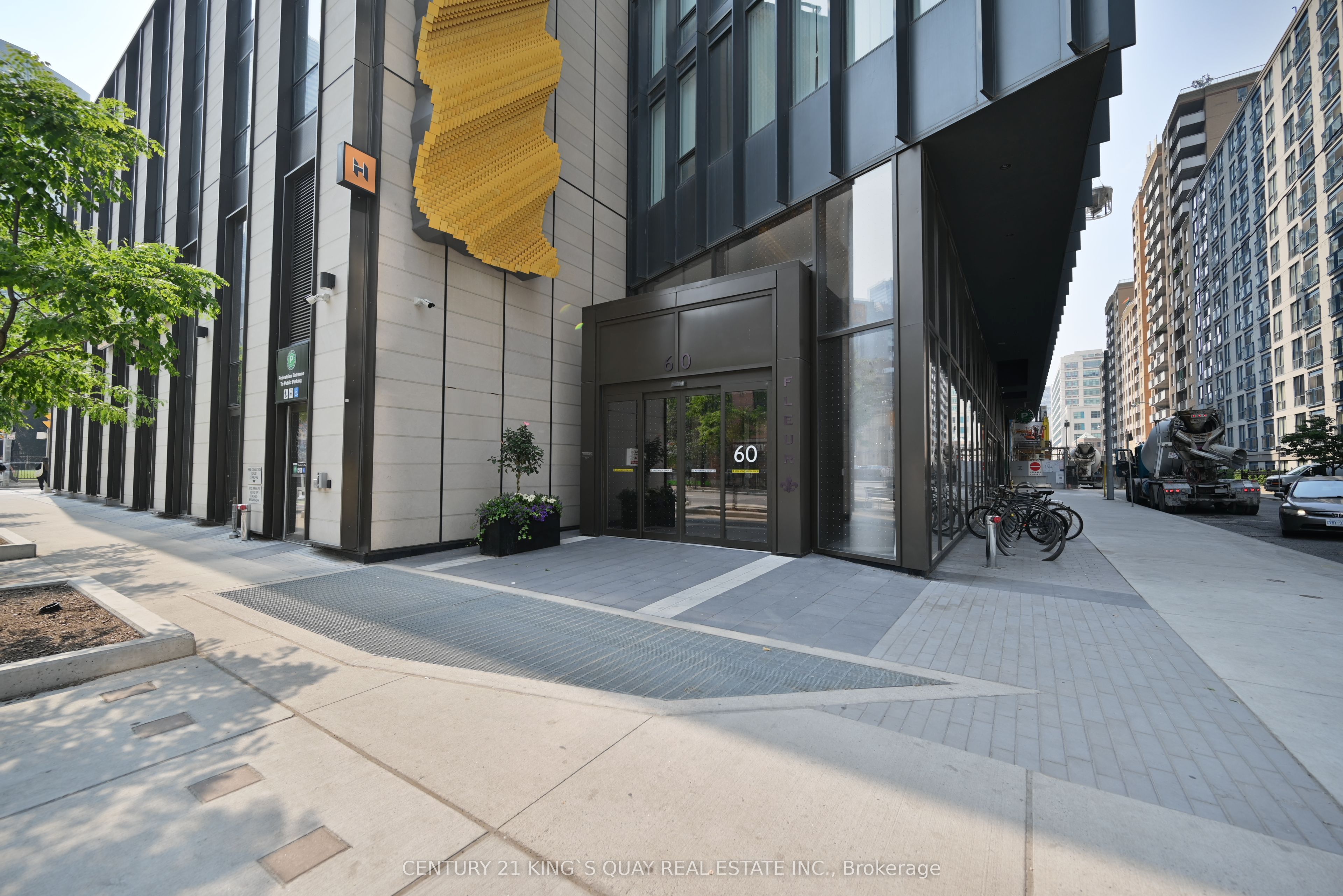 60 Shuter Street 2206, Toronto, ON M5B 0B7 photo 3