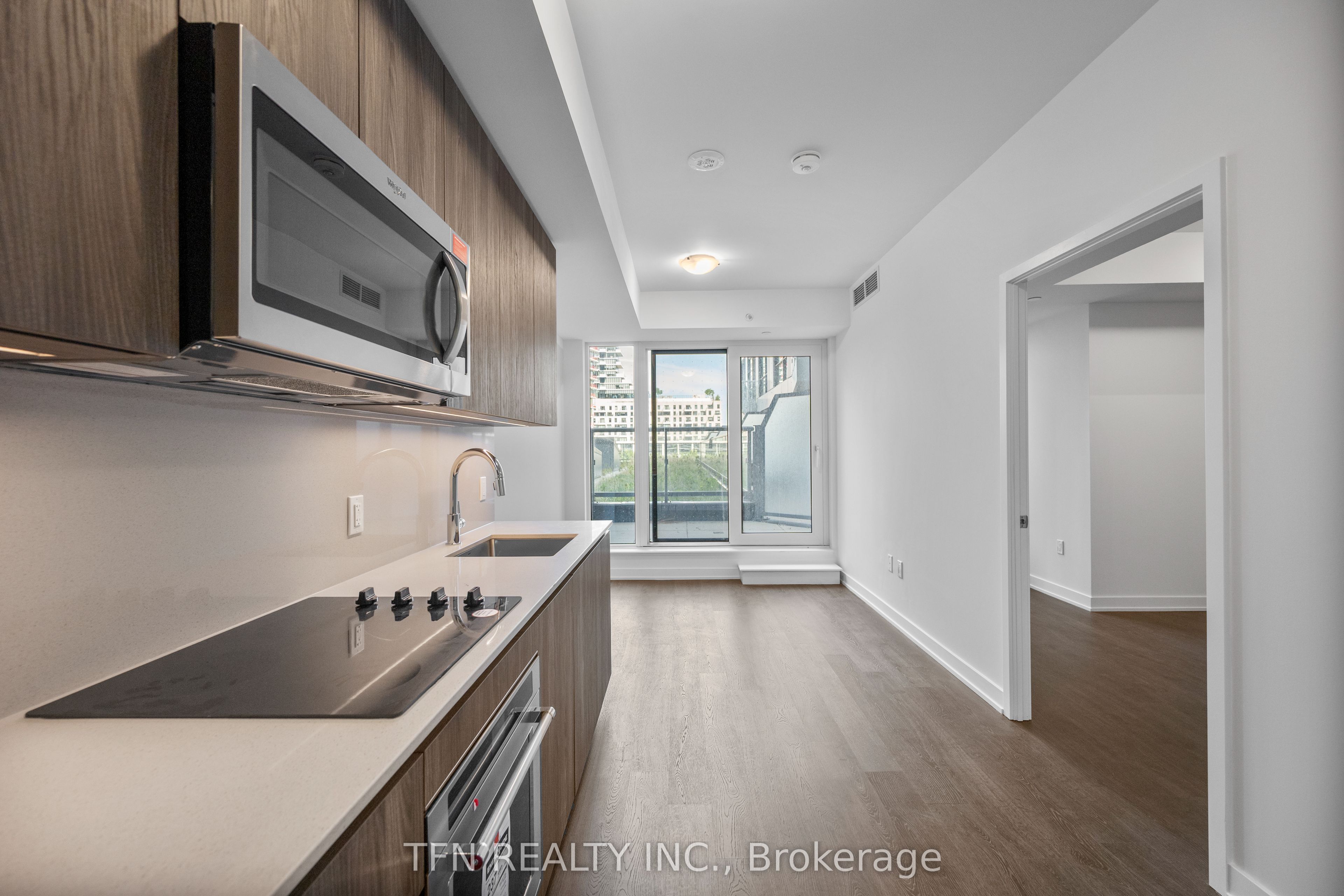 15 Richardson Street 314, Toronto, ON M5A 0Y5 photo 2