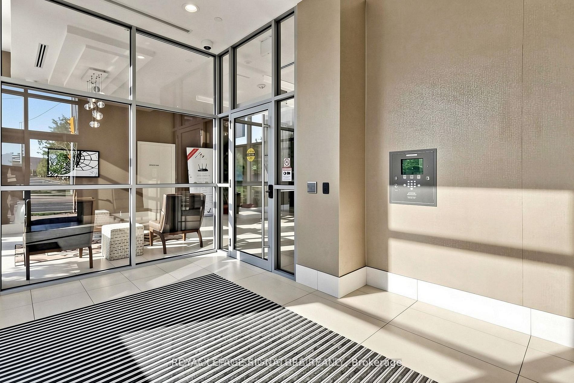 275 Yorkland Road 1501, Toronto, ON M2J 0B4 photo 3