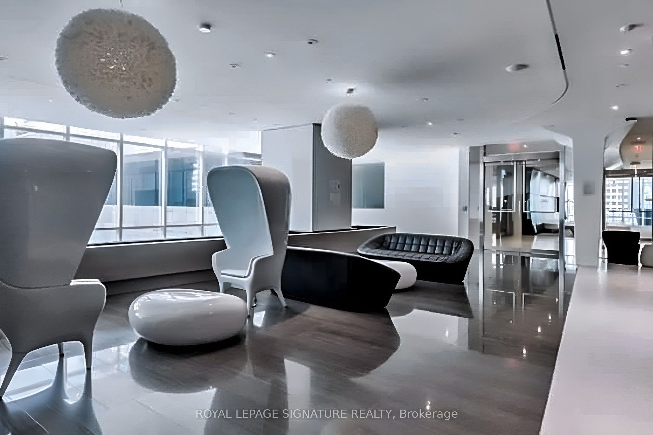 1 Bloor Street E 5109, Toronto, ON M4W 1A9 photo 2