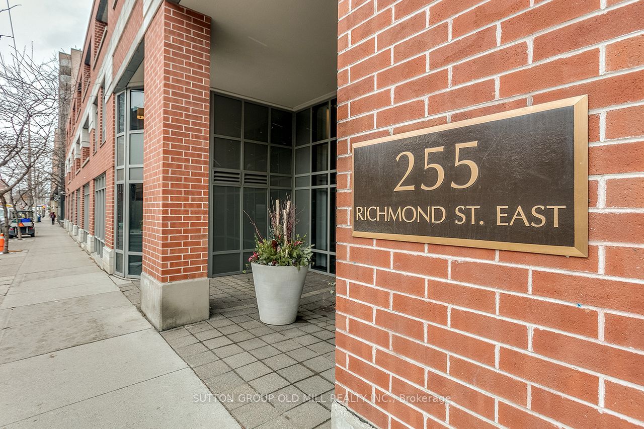 255 Richmond Street E PH2, Toronto, ON M5A 4T7 photo 2