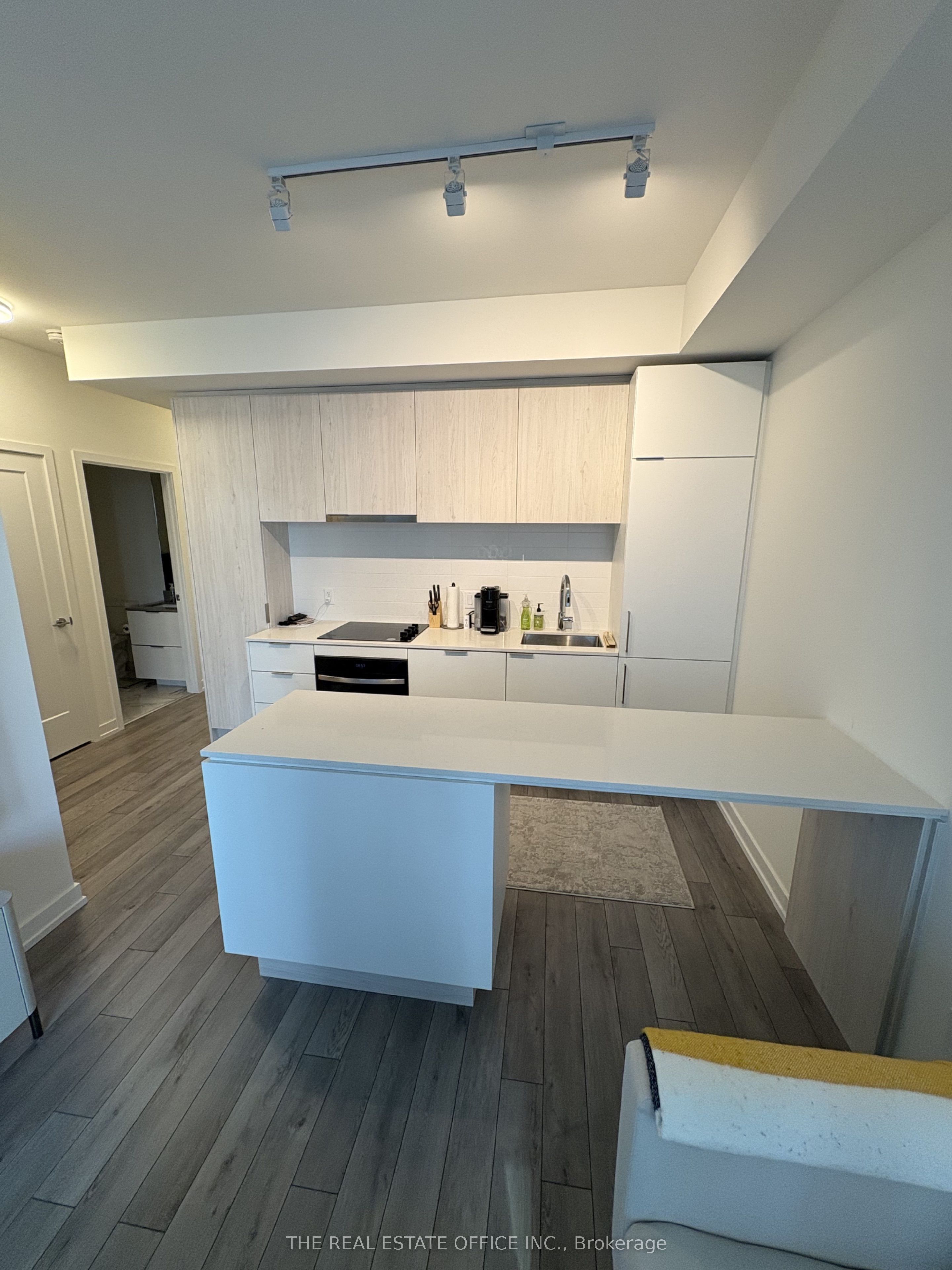 89 Church Street 3301, Toronto, ON M5C 0B7