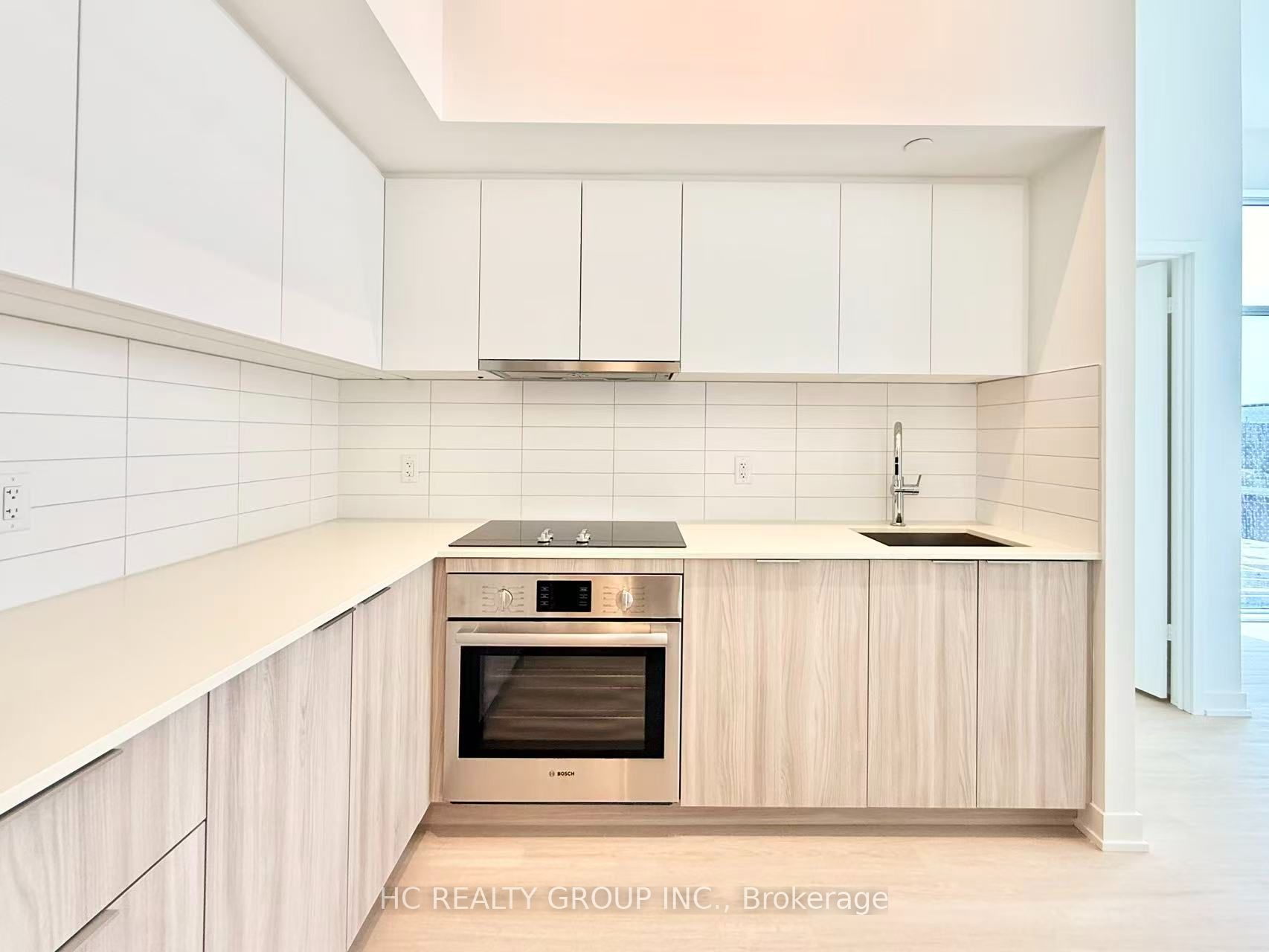 15 David Salomon Drive 704, Toronto, ON M3C 1E7 photo 3