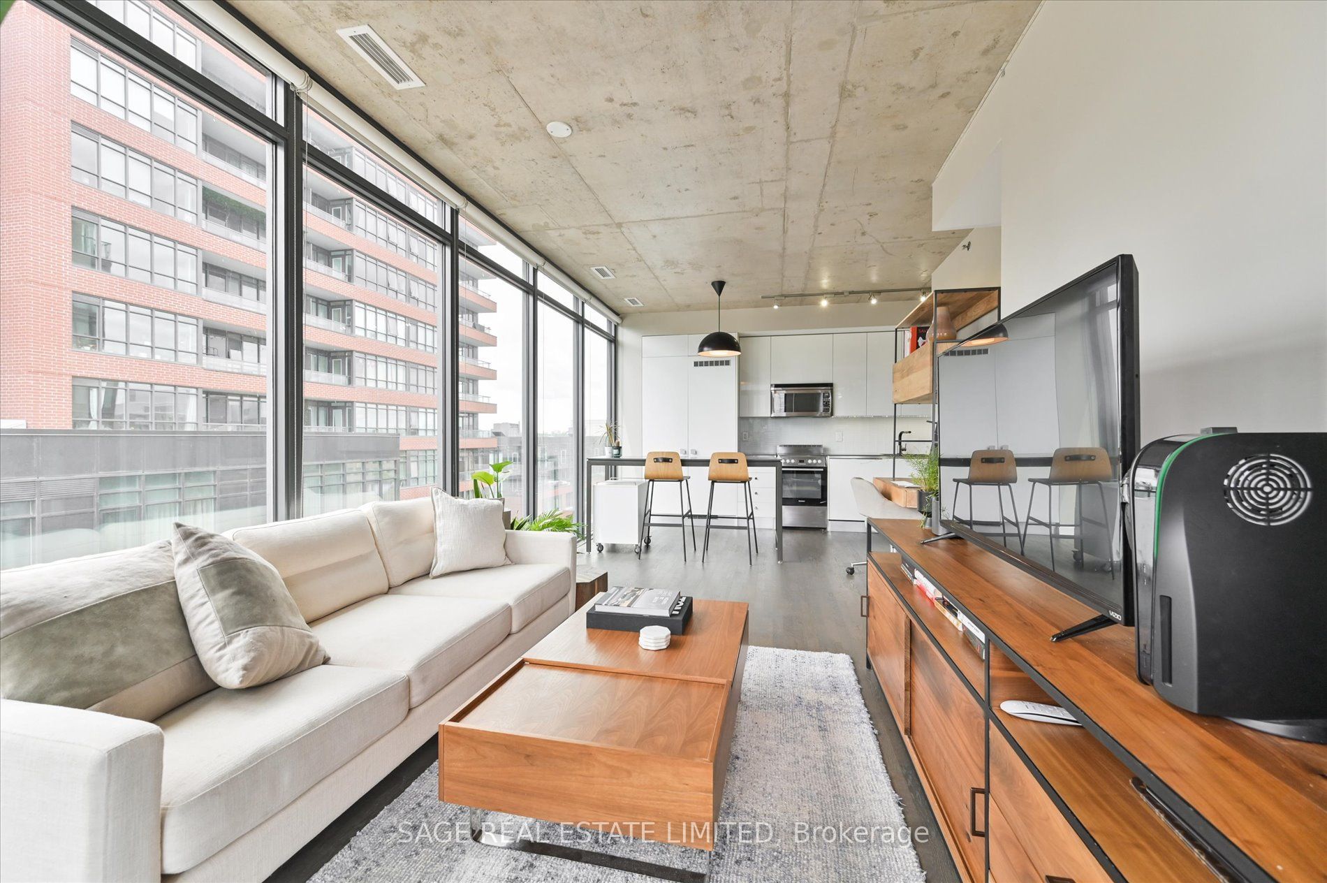 8 Dovercourt Road 706, Toronto, ON M6J 0B6