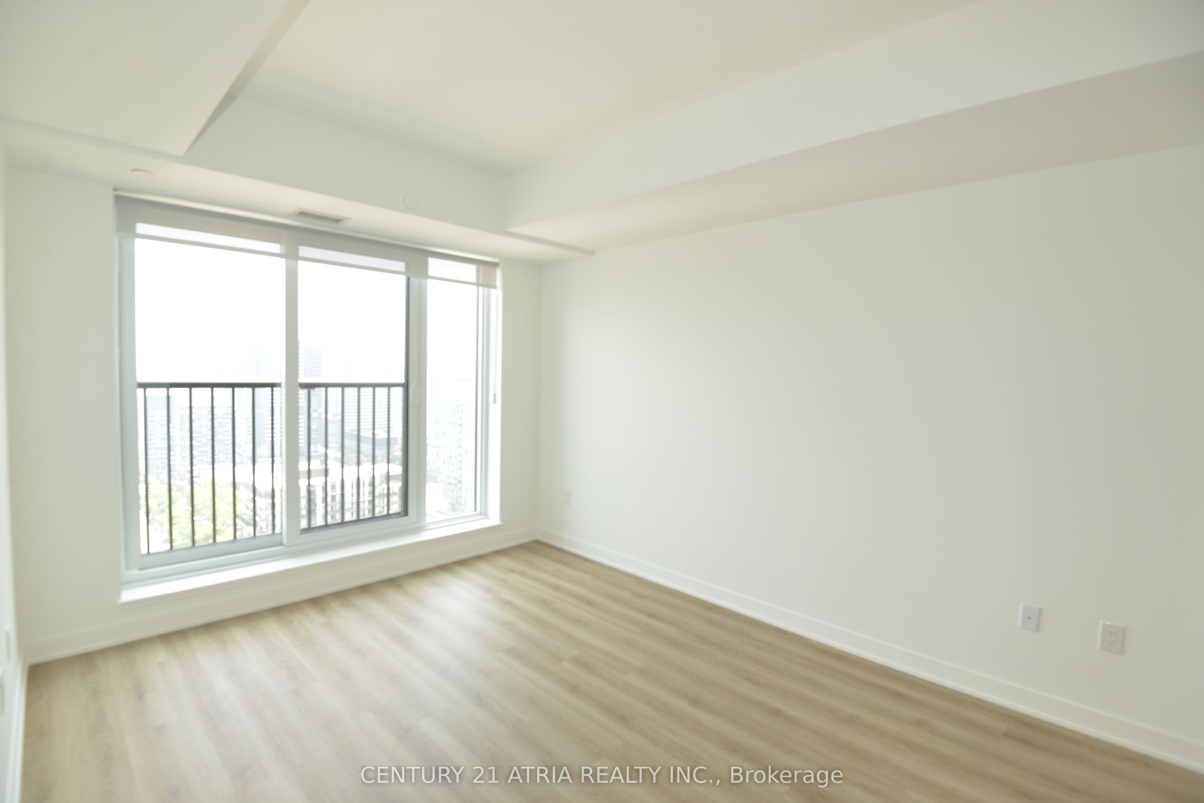 10 Oak Street 2301, Toronto, ON M5A 0Z1