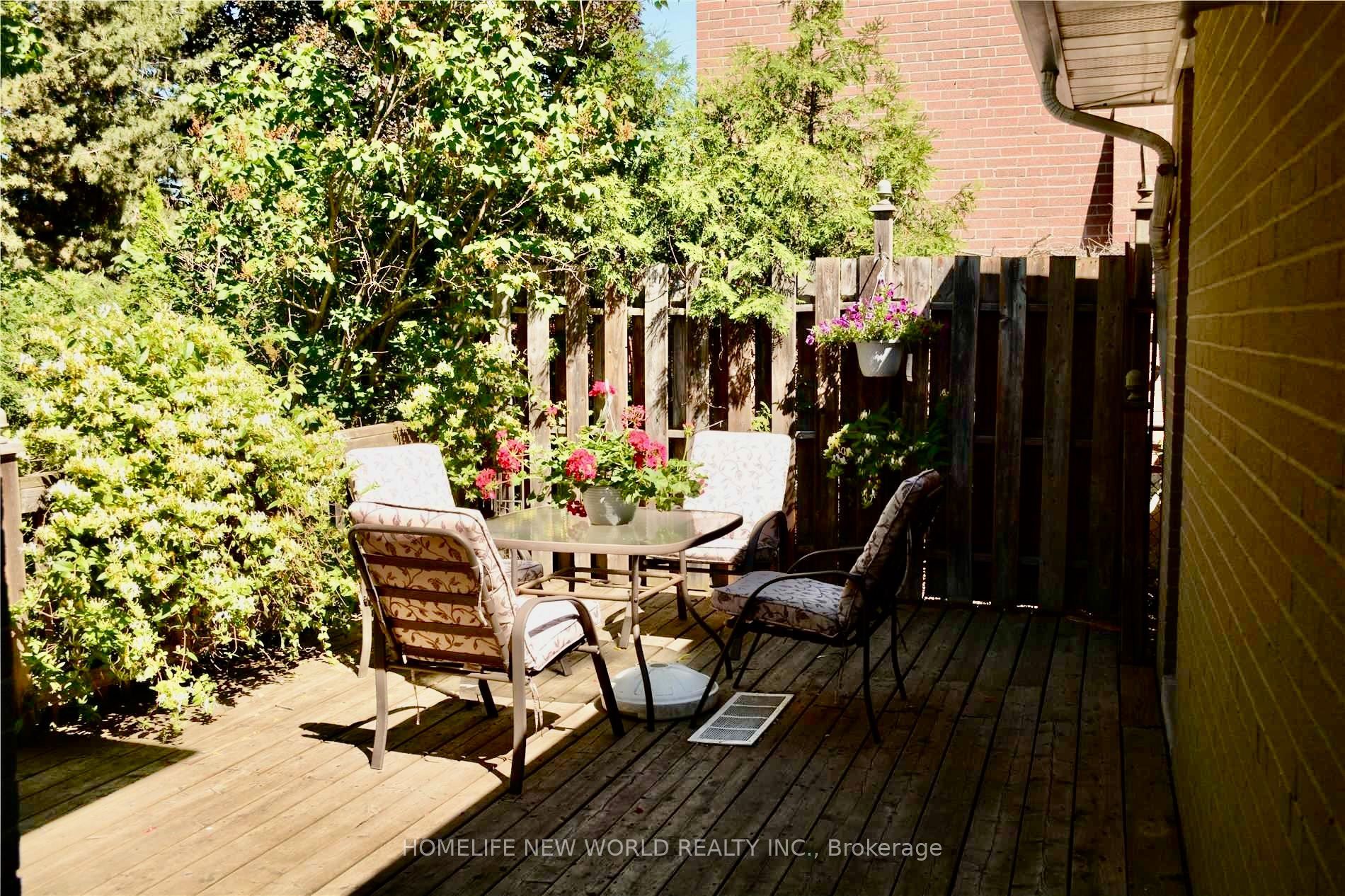 40 Brahms Avenue, Toronto, ON M2H 1H4 photo 3