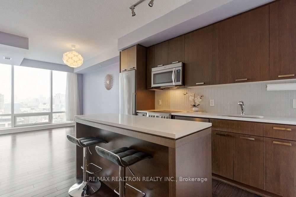 295 Adelaide Street W 2003, Toronto, ON M5V 0L4 photo 4