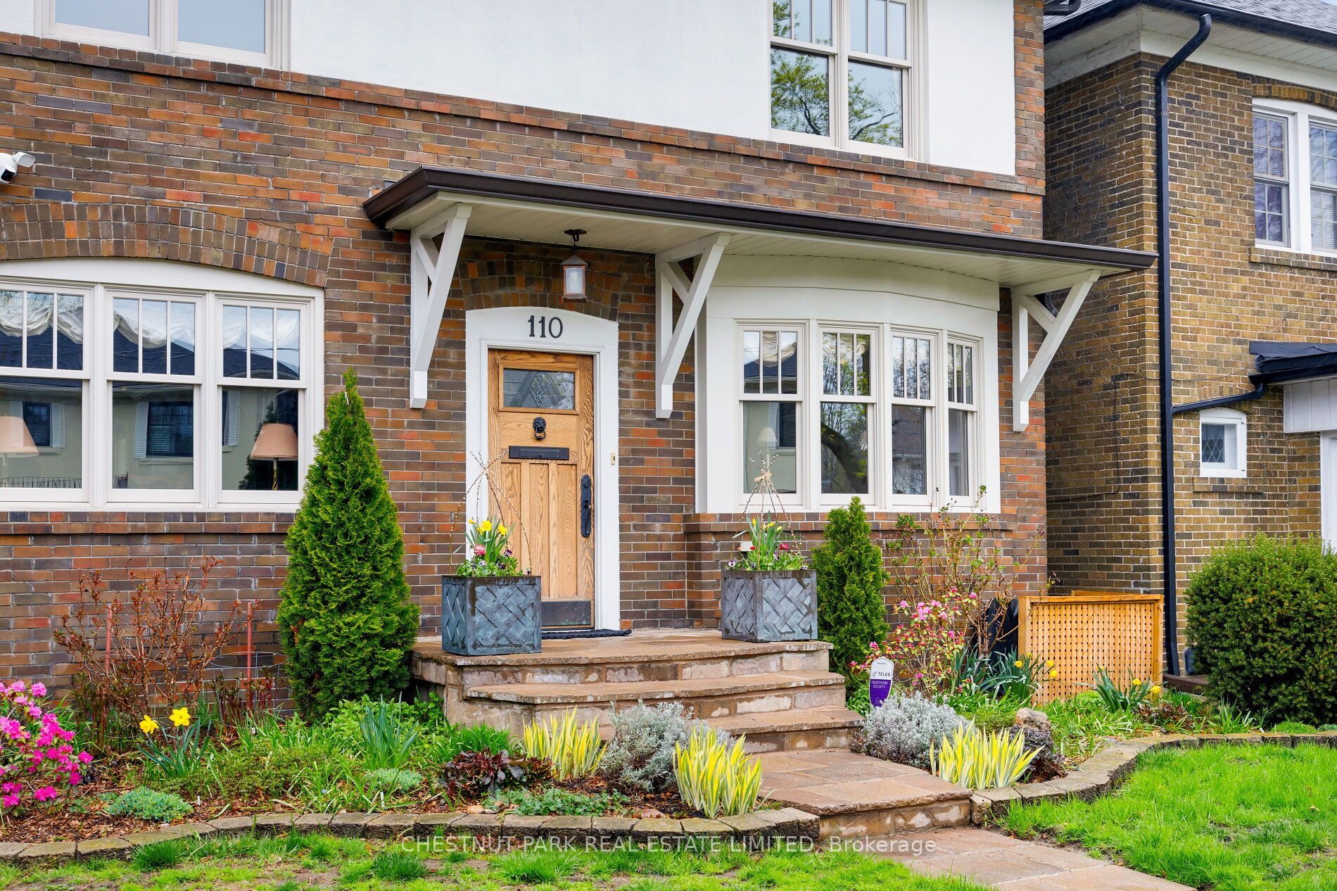 110 Hillsdale Avenue W, Toronto, ON M5P 1G5 photo 2