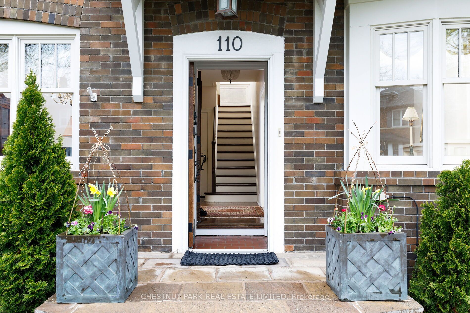 110 Hillsdale Avenue W, Toronto, ON M5P 1G5 photo 3