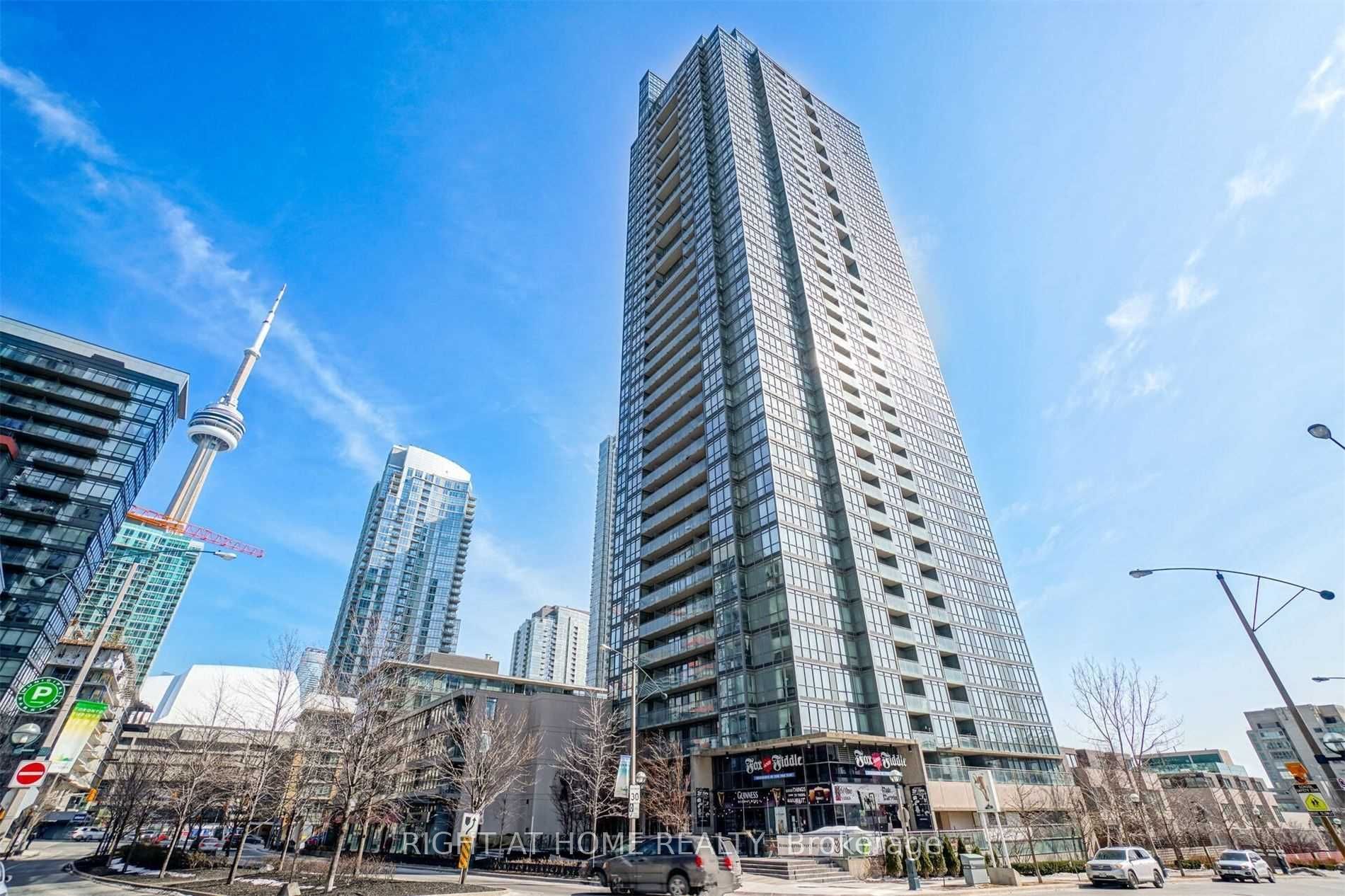 15 Fort York Boulevard W 1101, Toronto, ON M5V 3Y4 photo 2