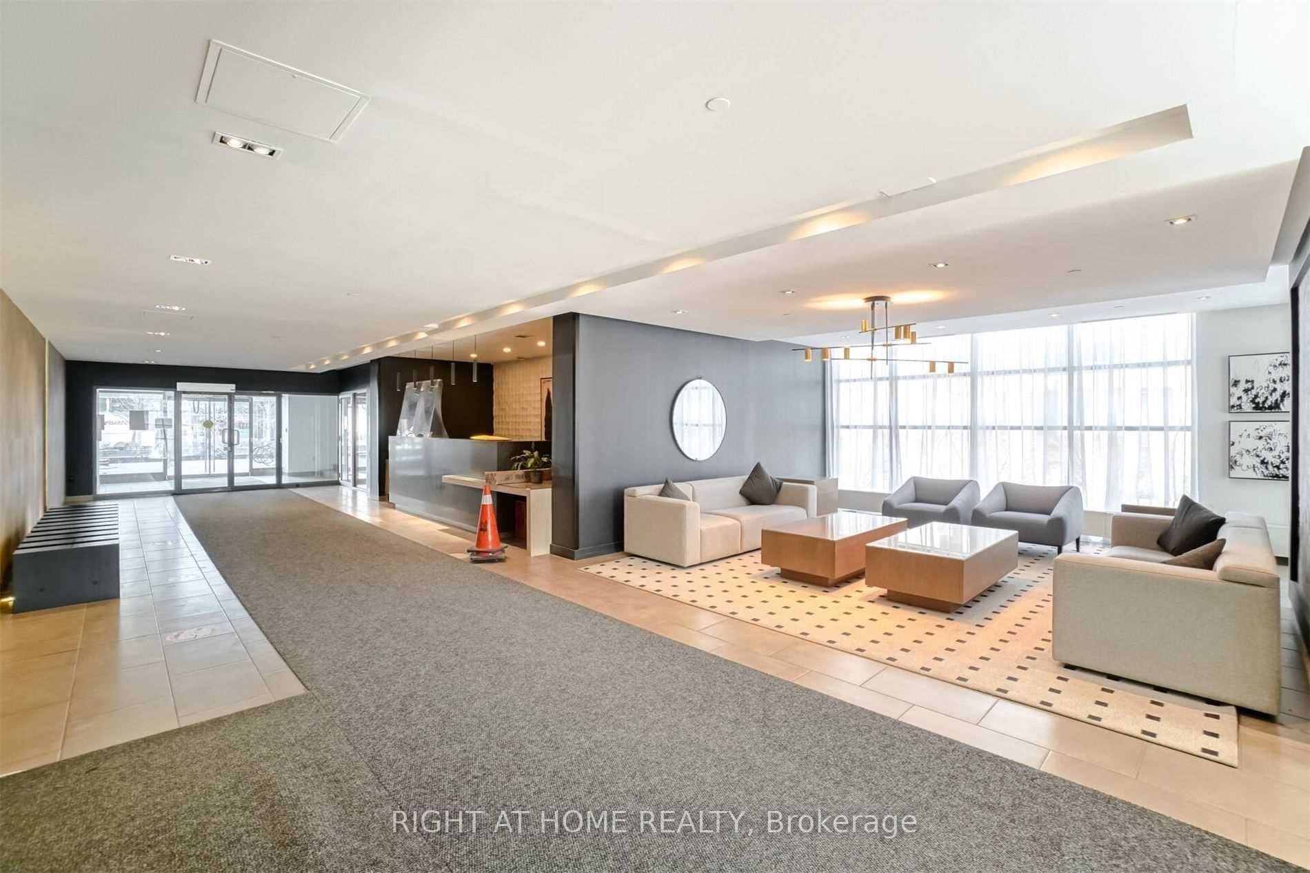 15 Fort York Boulevard W 1101, Toronto, ON M5V 3Y4 photo 5