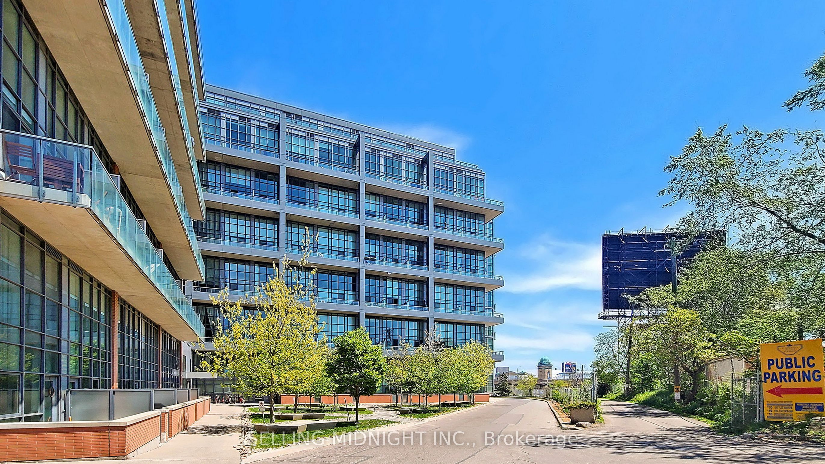5 Hanna Avenue 540, Toronto, ON M6K 0B3