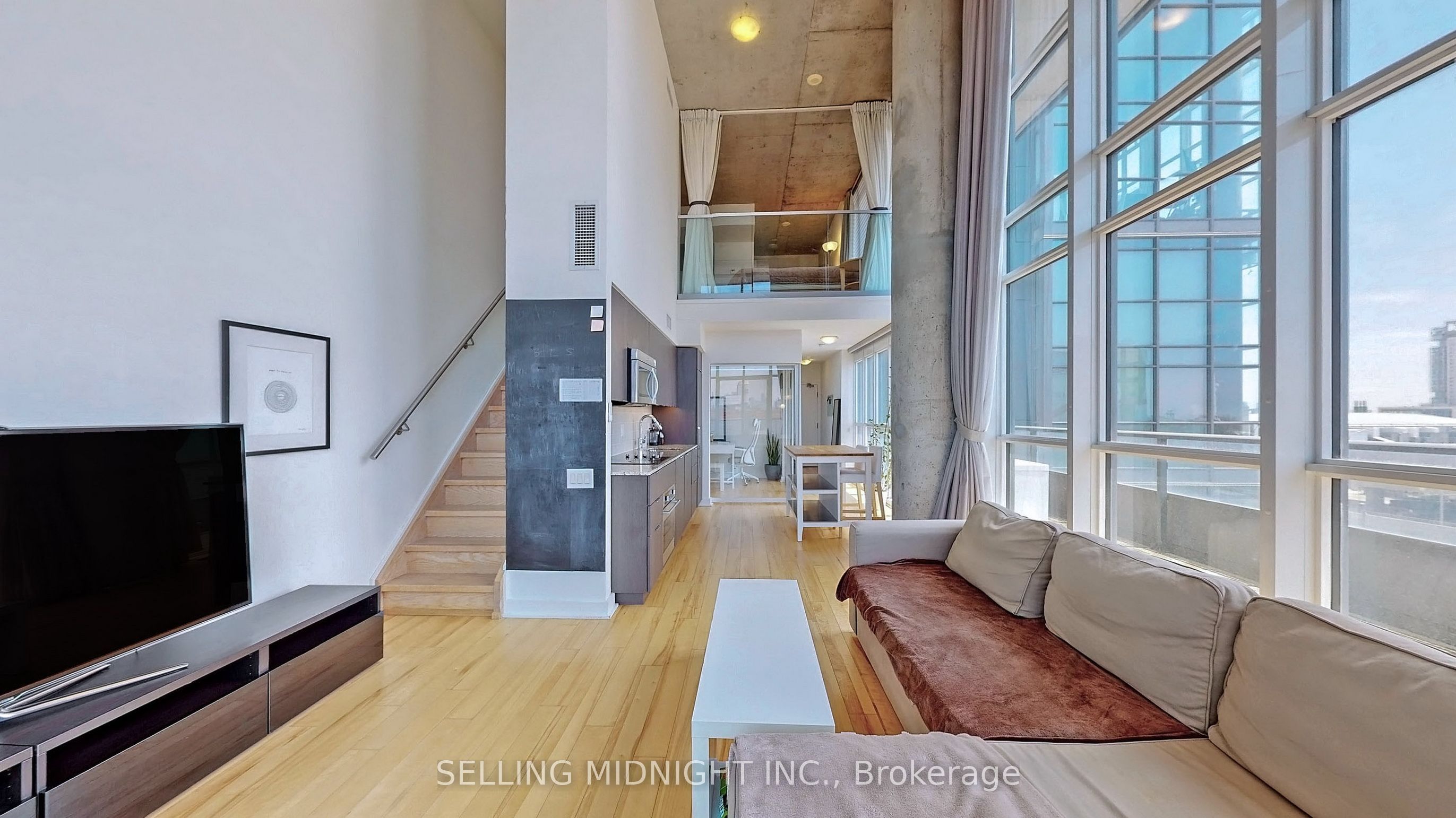 5 Hanna Avenue 540, Toronto, ON M6K 0B3 photo 4