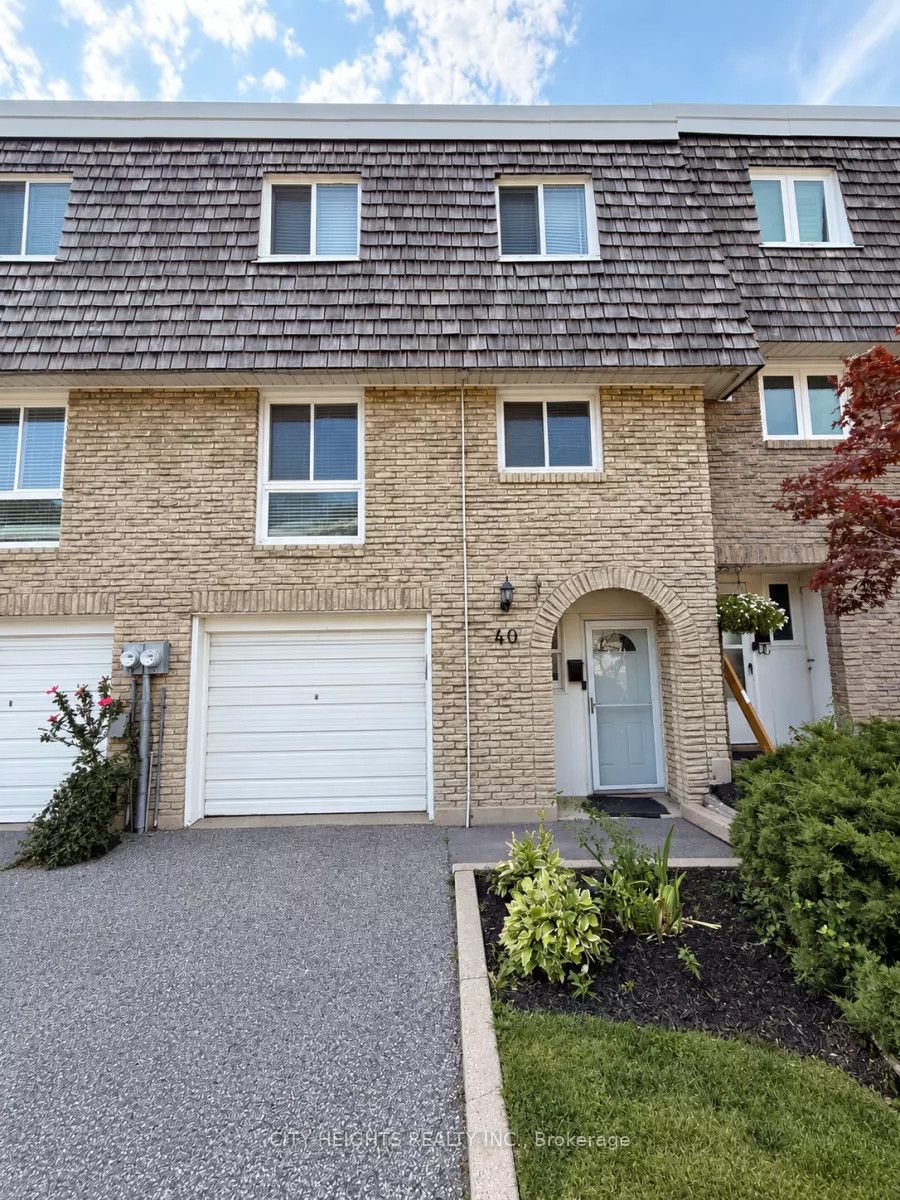40 wild Briarway Way 40, Toronto, ON M2J 2L2