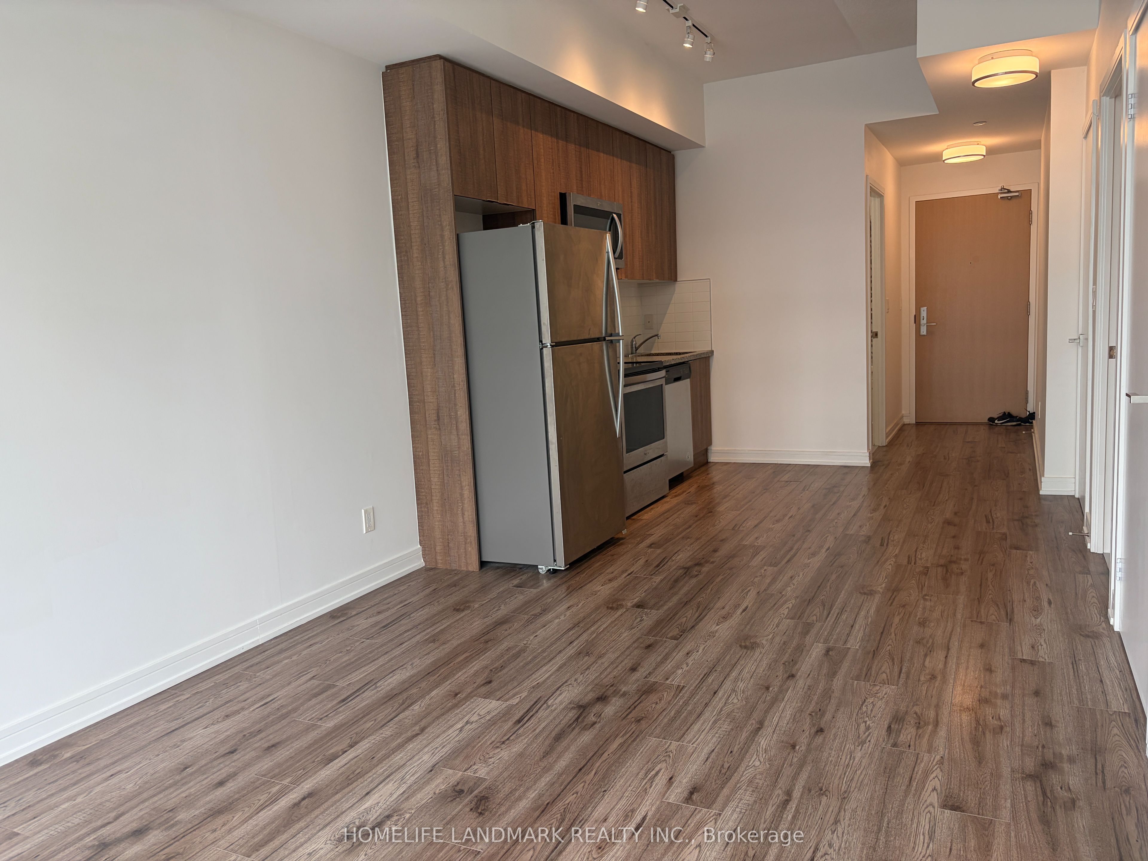 621 Sheppard Ave. Avenue, Toronto, ON M2K 1B5 photo 5