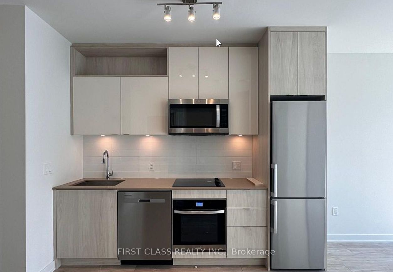 70 Princess Street PH3015, Toronto, ON M5A 0X6 photo 5