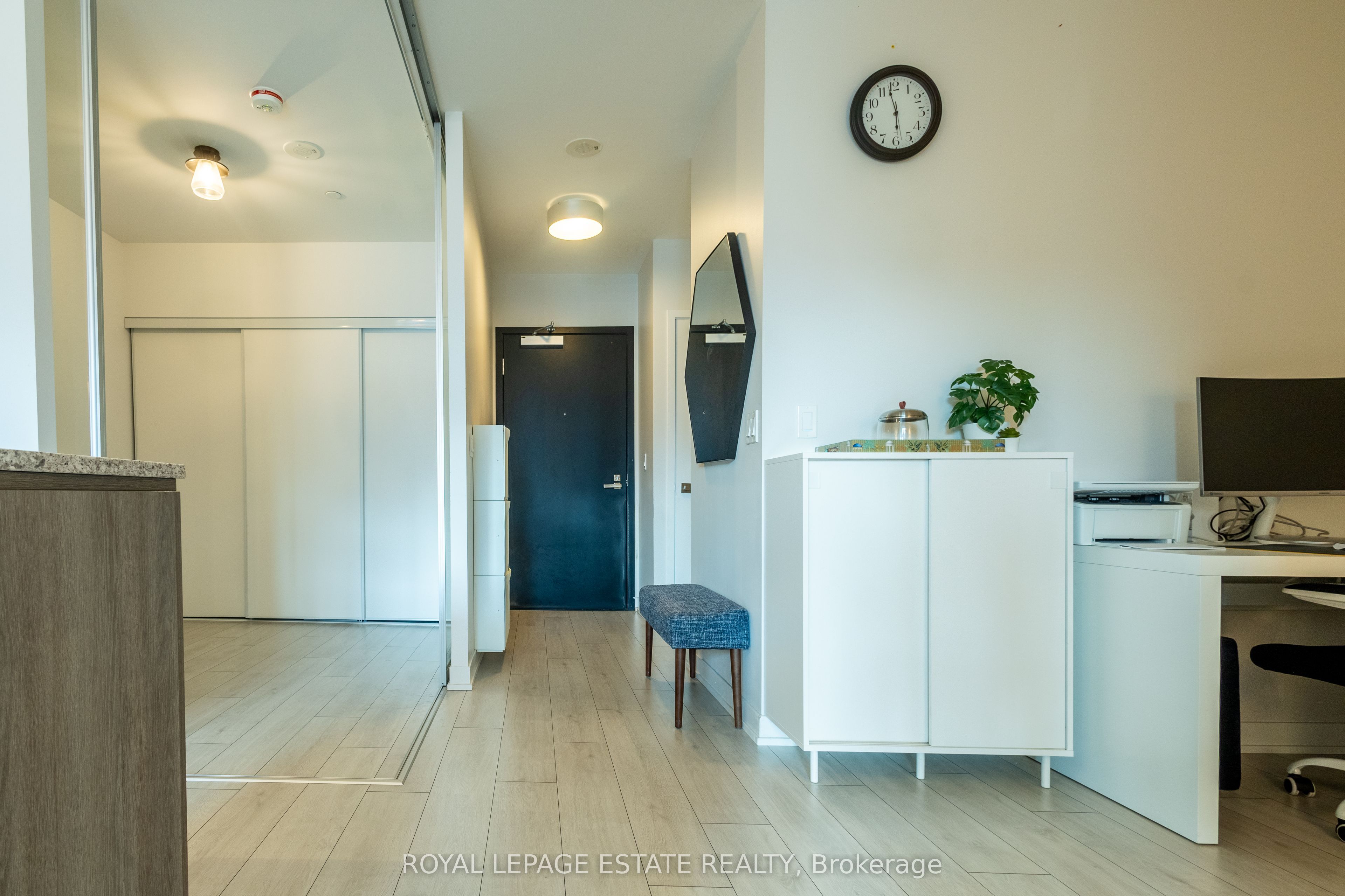 31 Tippett Road 657, Toronto, ON M3H 0C8 photo 5