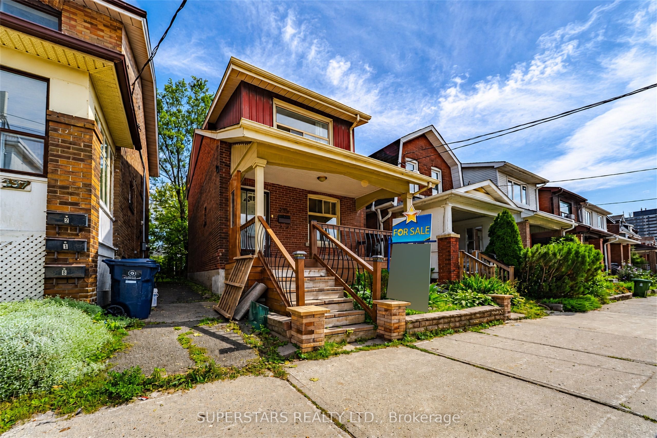 235 Oakwood Avenue, Toronto, ON M6E 2V3 photo 2