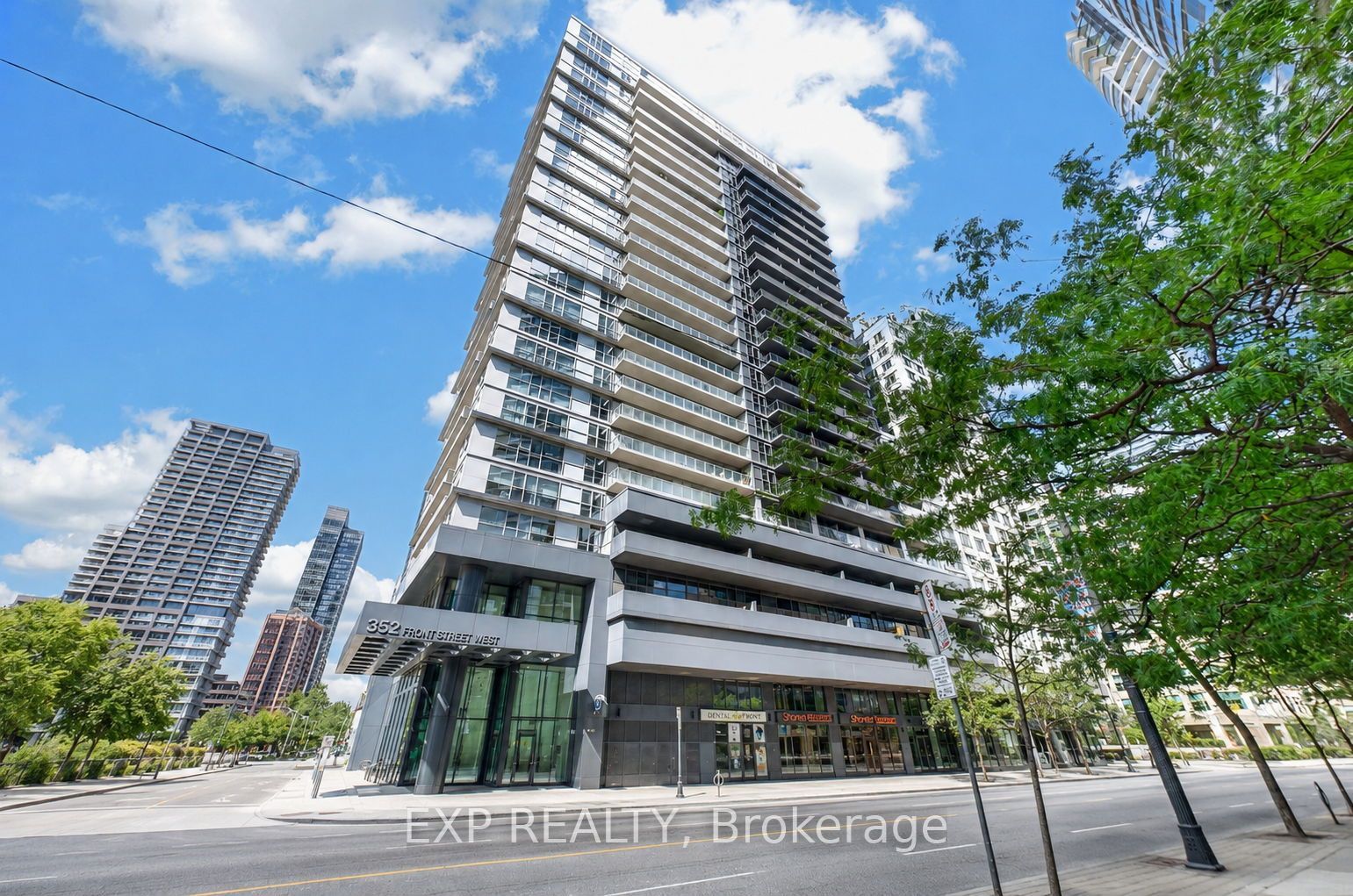 352 Front Street W 1916, Toronto, ON M5V 0K3