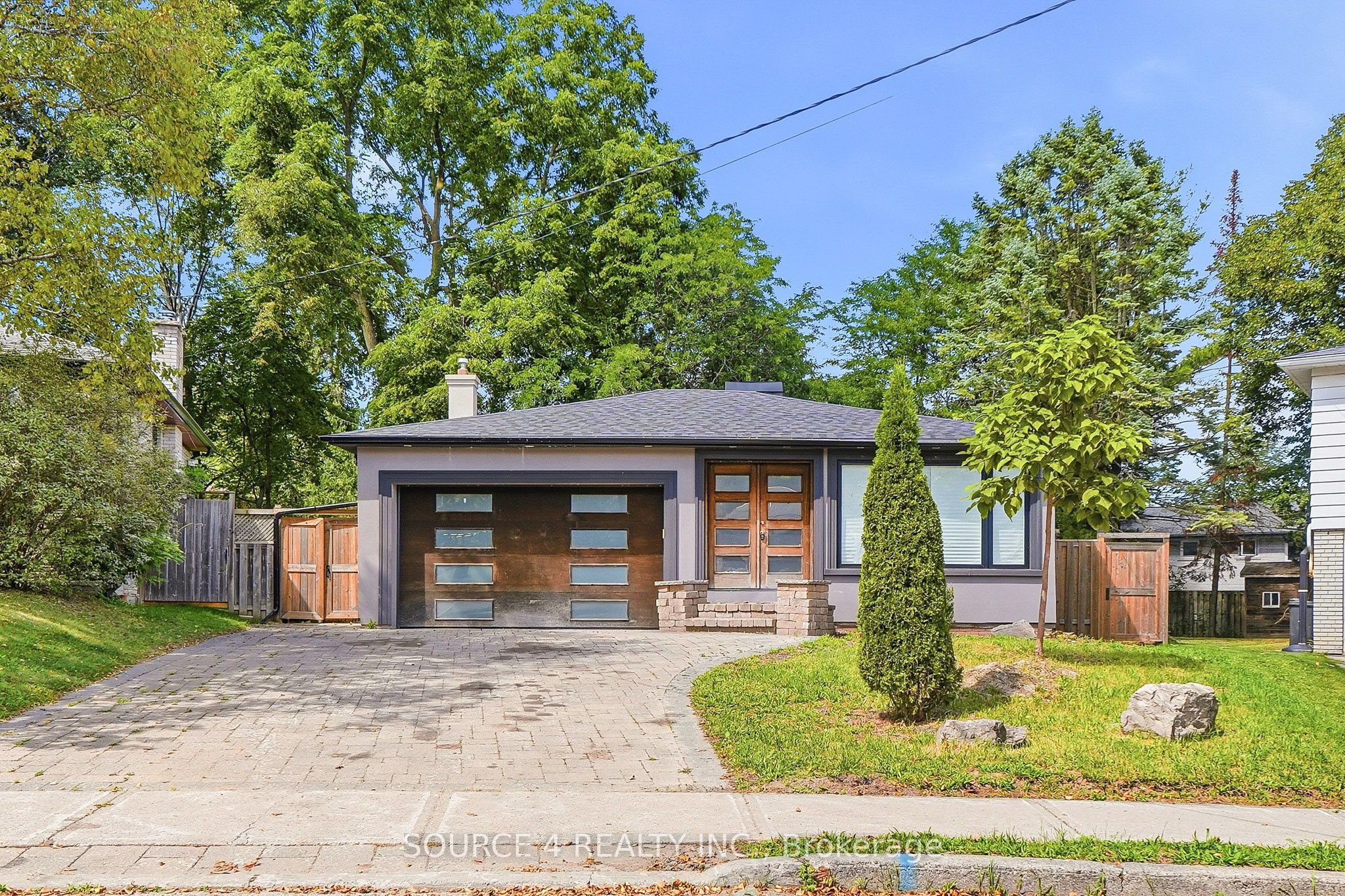 290 Newton Drive, Toronto, ON M2M 2P8 photo 4