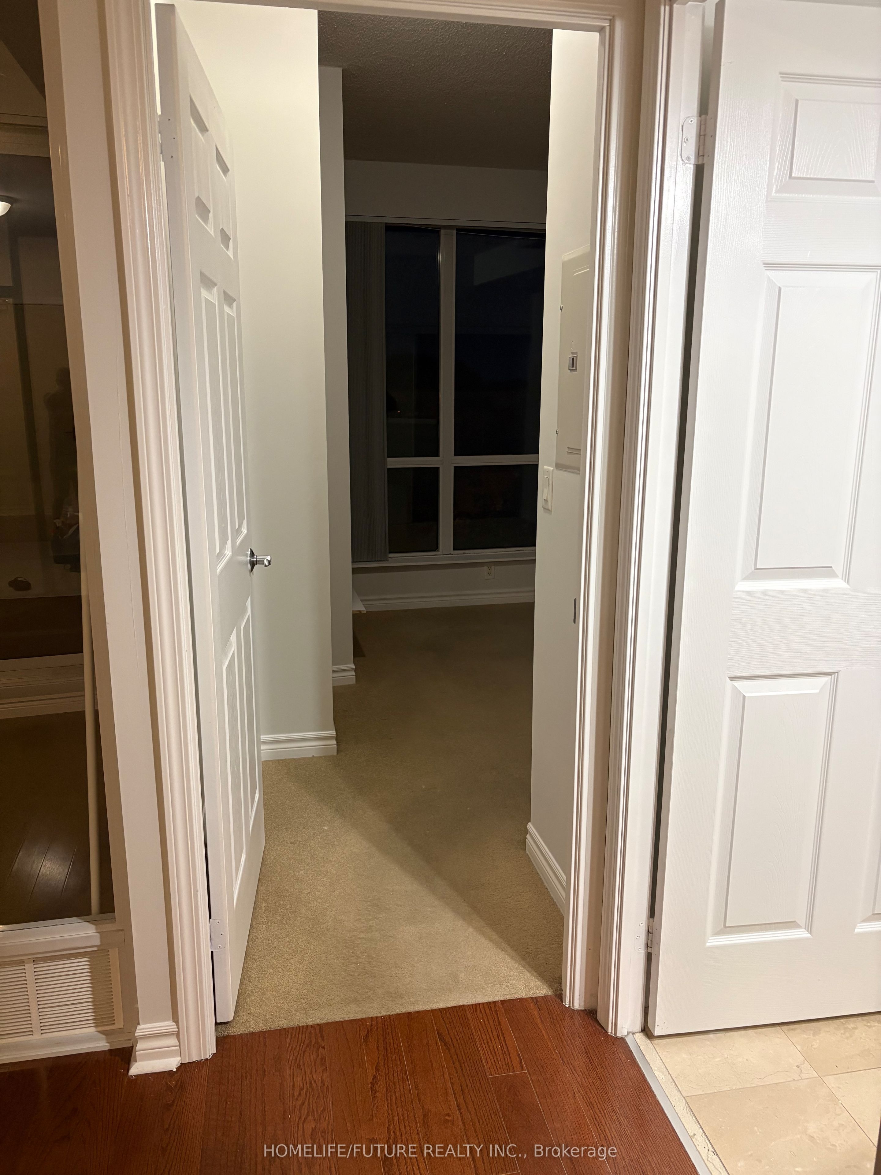 18 Holmes Avenue 415, Toronto, ON M2N 4L9 photo 5