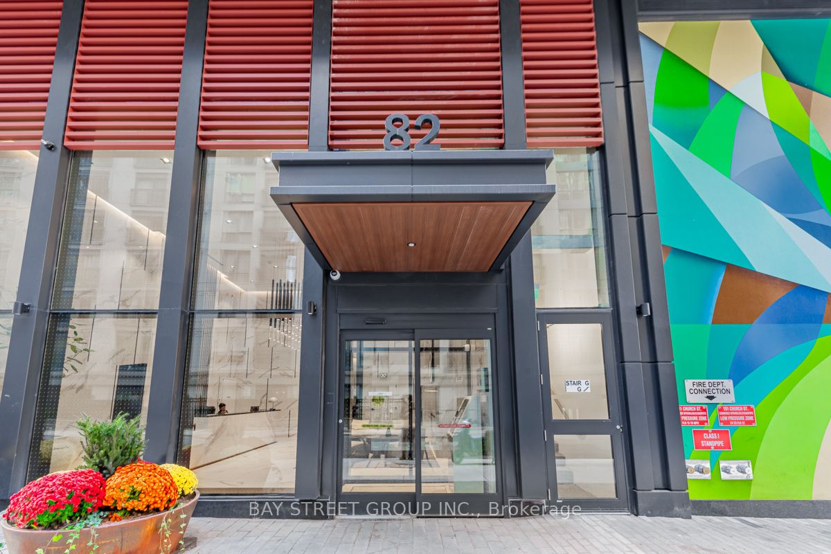 82 Dalhousie Street 1109, Toronto, ON M5B 0C5 photo 2