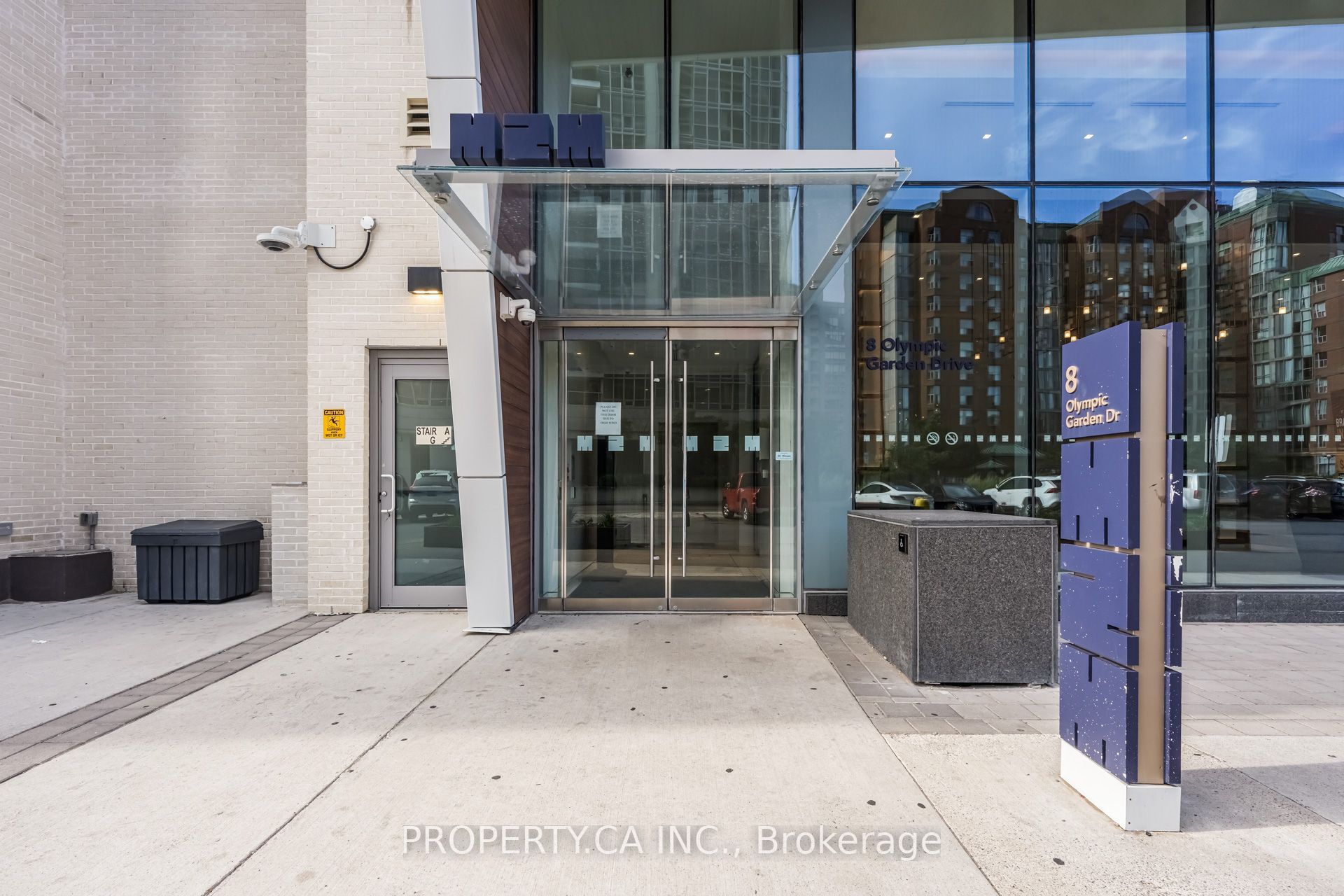 8 Olympic Garden Drive 2903, Toronto, ON M2M 0B9 photo 3