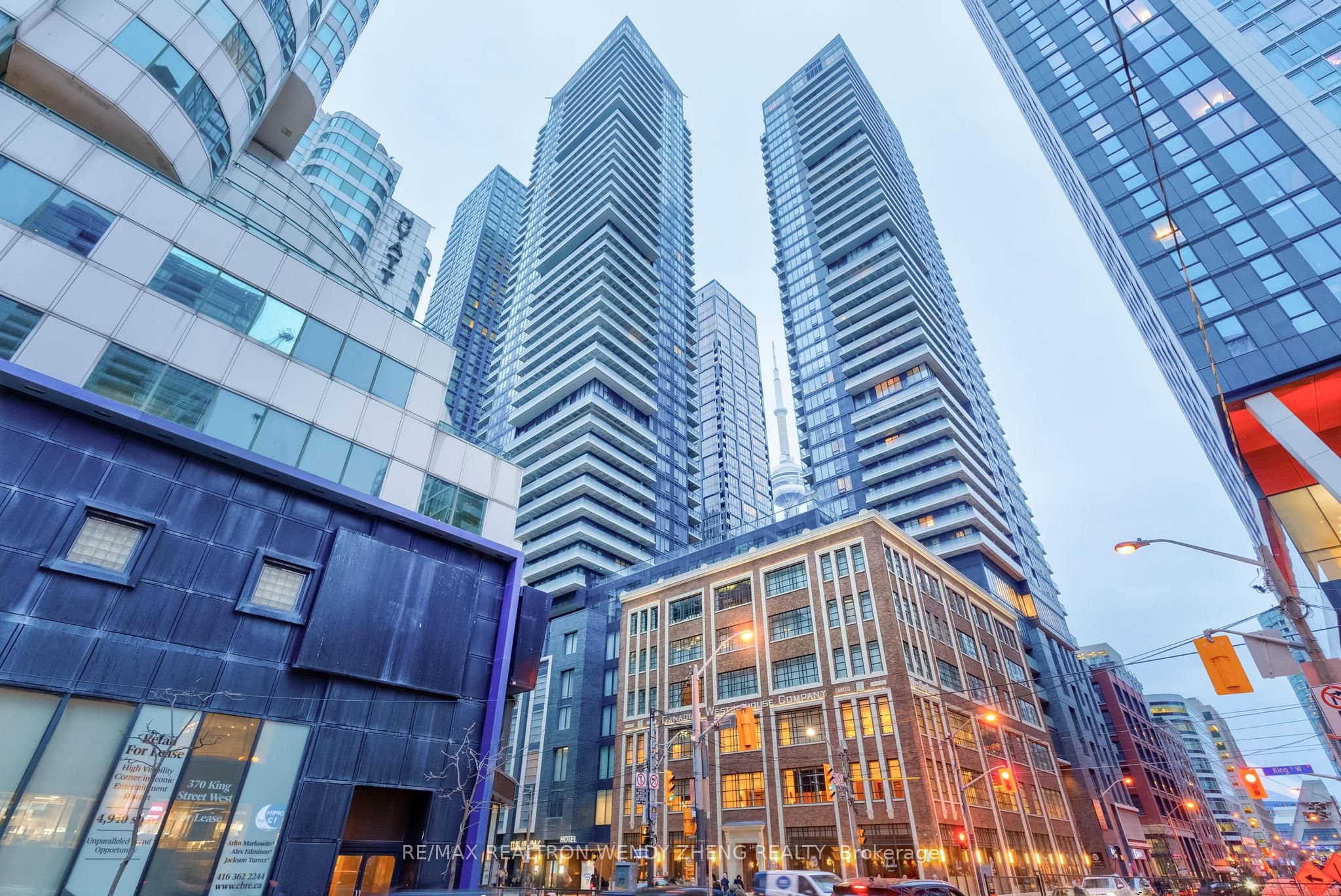 125 Blue Jays Way Street 4608, Toronto, ON M5V 1J6