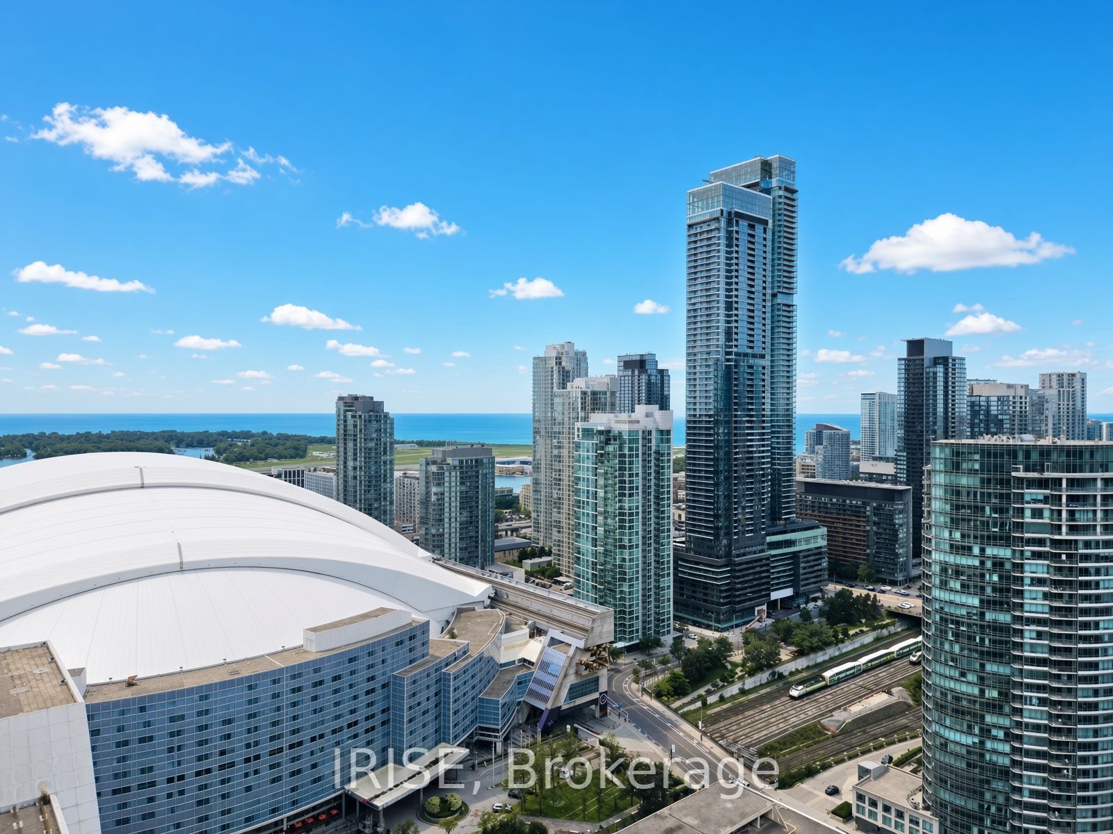300 Front Street W 3412, Toronto, ON M5V 0E9 photo 3