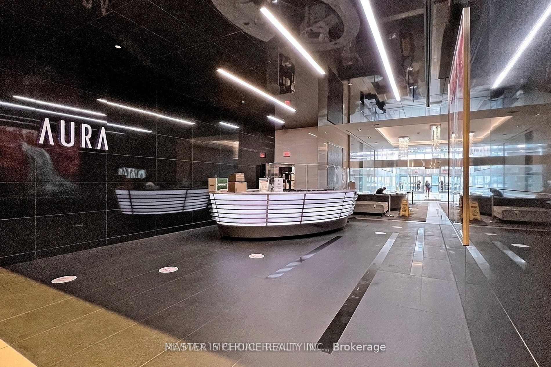 386 Yonge Street 3509, Toronto, ON M5B 0A5 photo 4