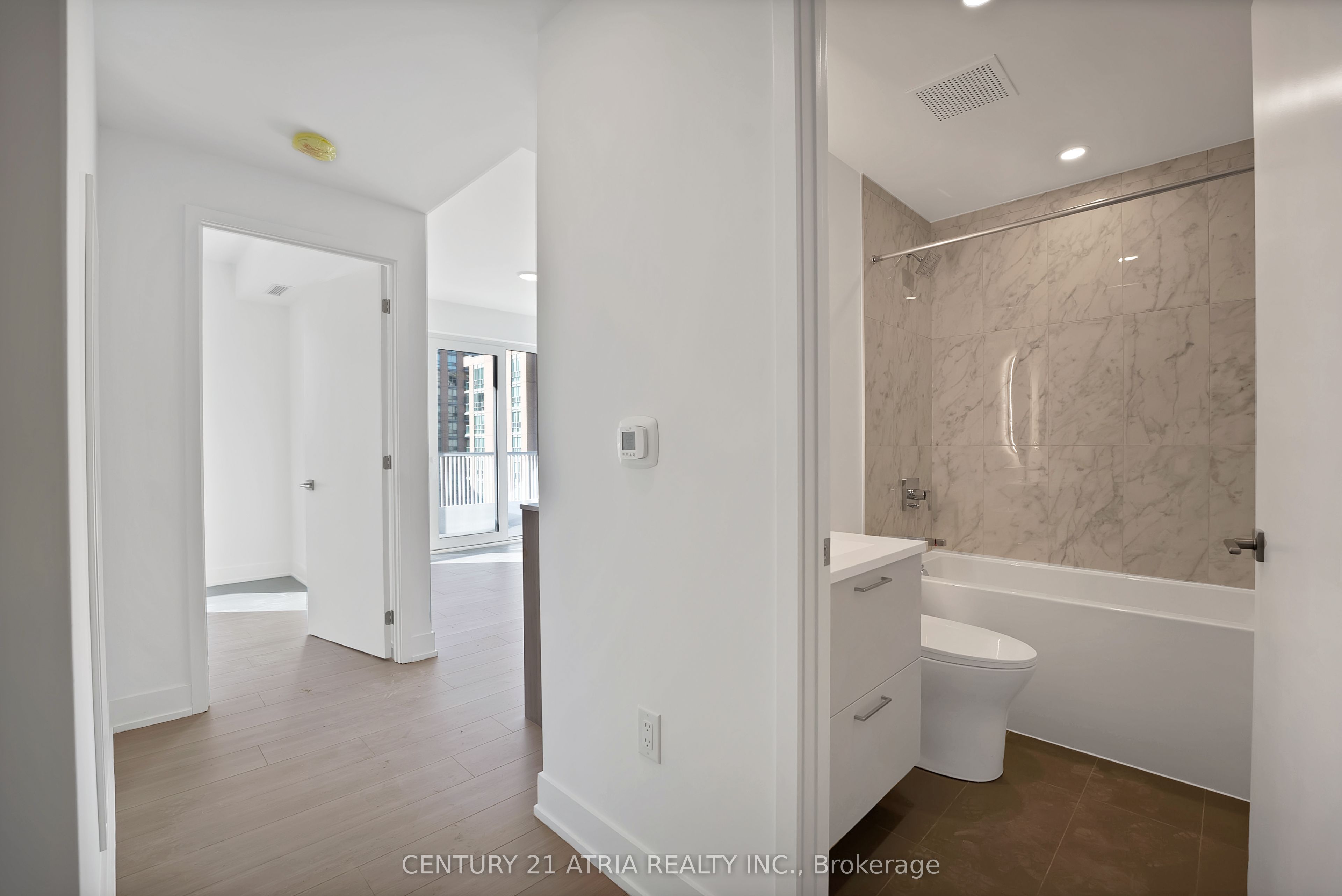 36 Olive Avenue 1602, Toronto, ON M2N 4P9 photo 3
