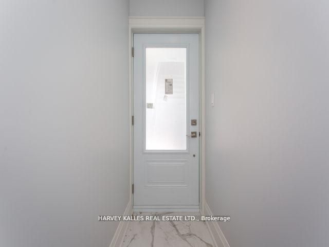 989 Avenue Road Upper, Toronto, ON M5P 2K9 photo 4