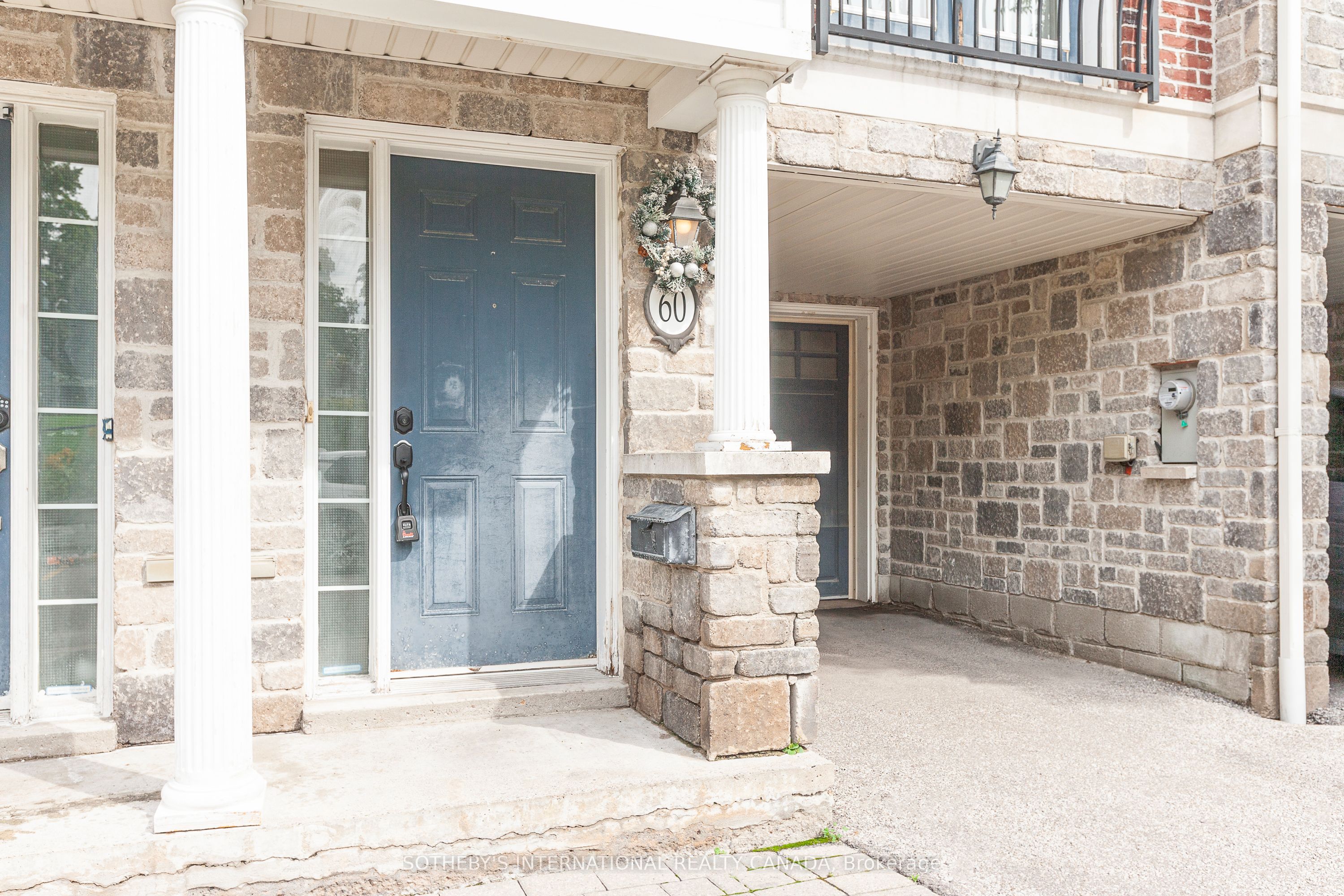 60 Routliffe Lane, Toronto, ON M2N 0A5 photo 3