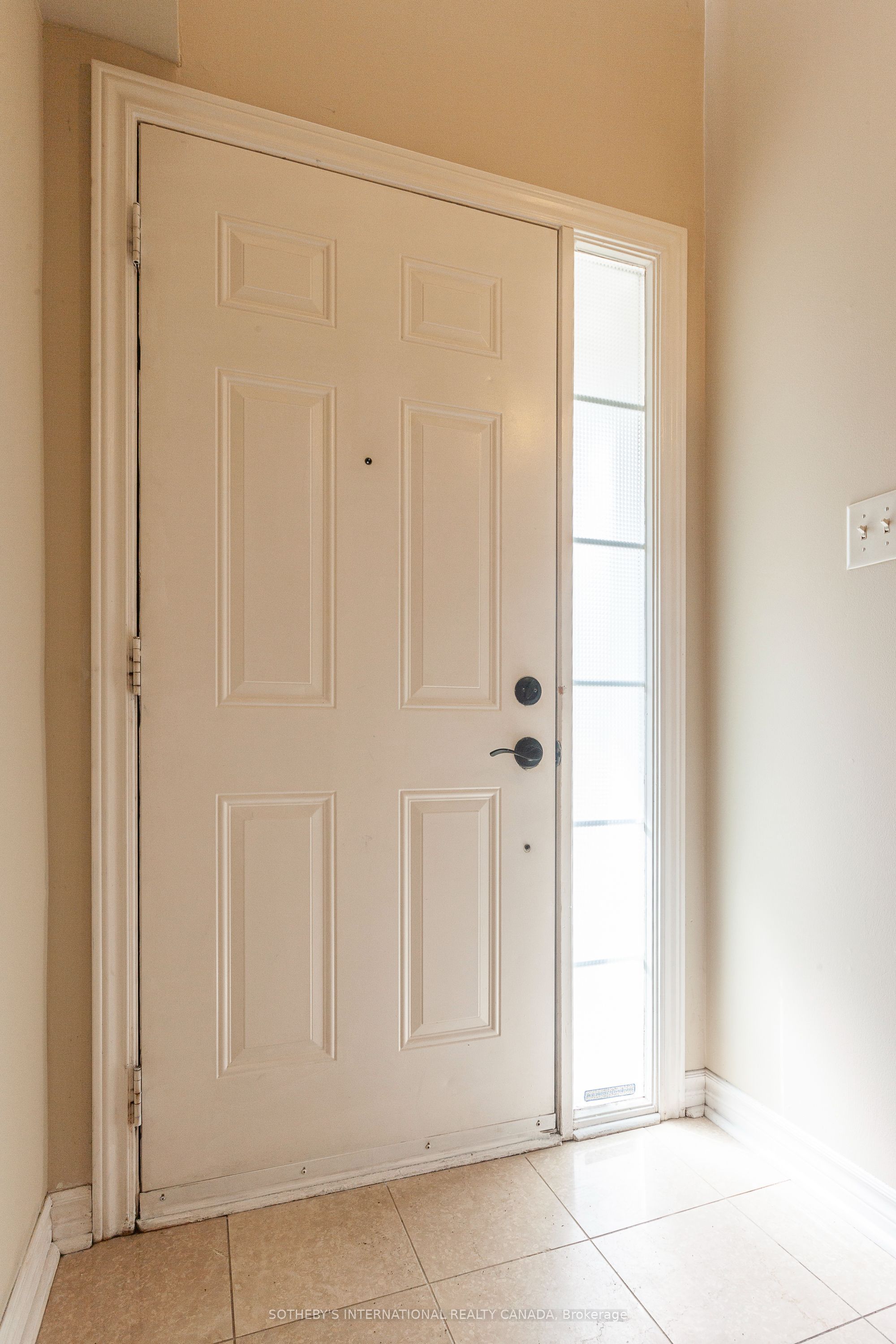 60 Routliffe Lane, Toronto, ON M2N 0A5 photo 4