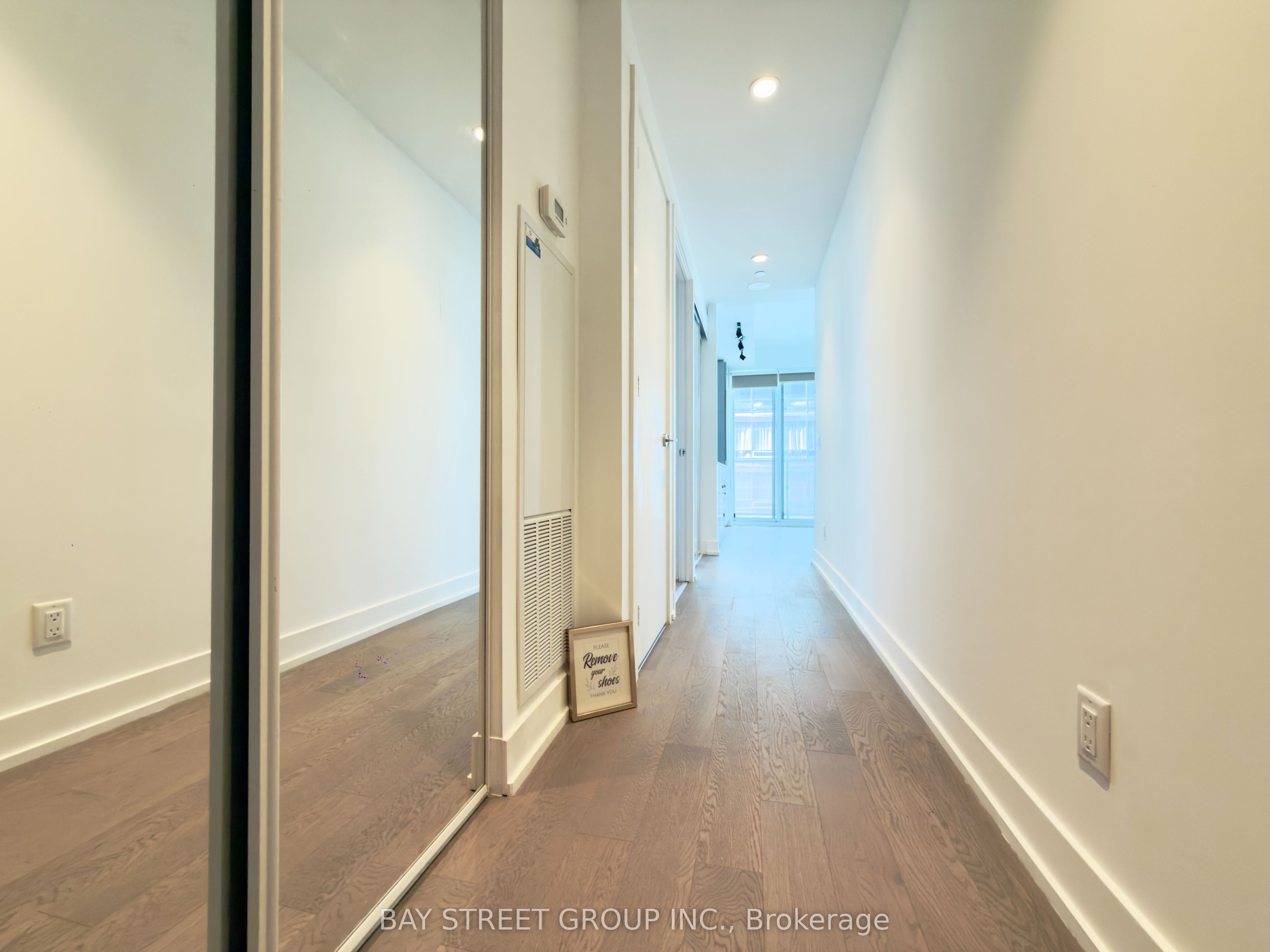 7 Grenville Street 4502, Toronto, ON M4Y 0E9 photo 2