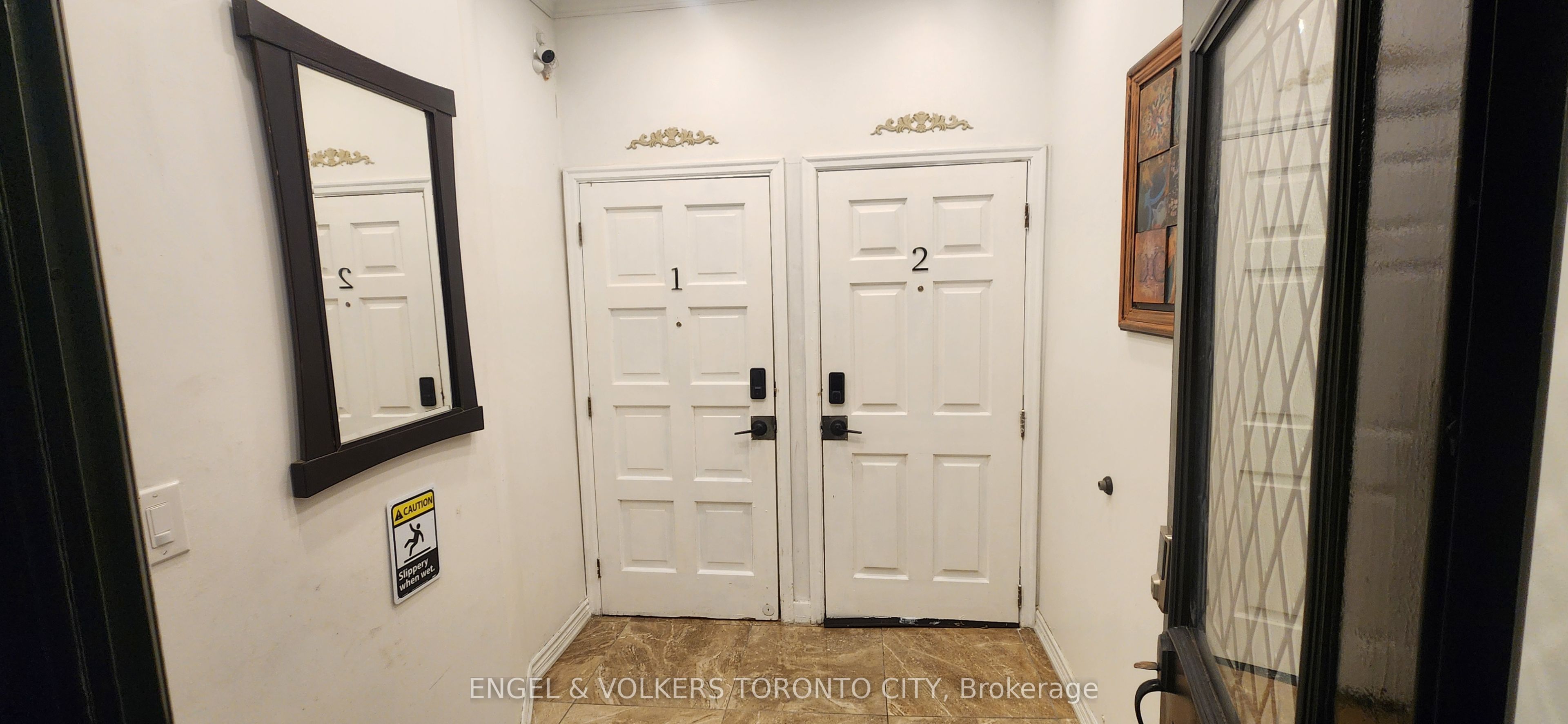 298 Seaton Street, Toronto, ON M5A 2T7 photo 4