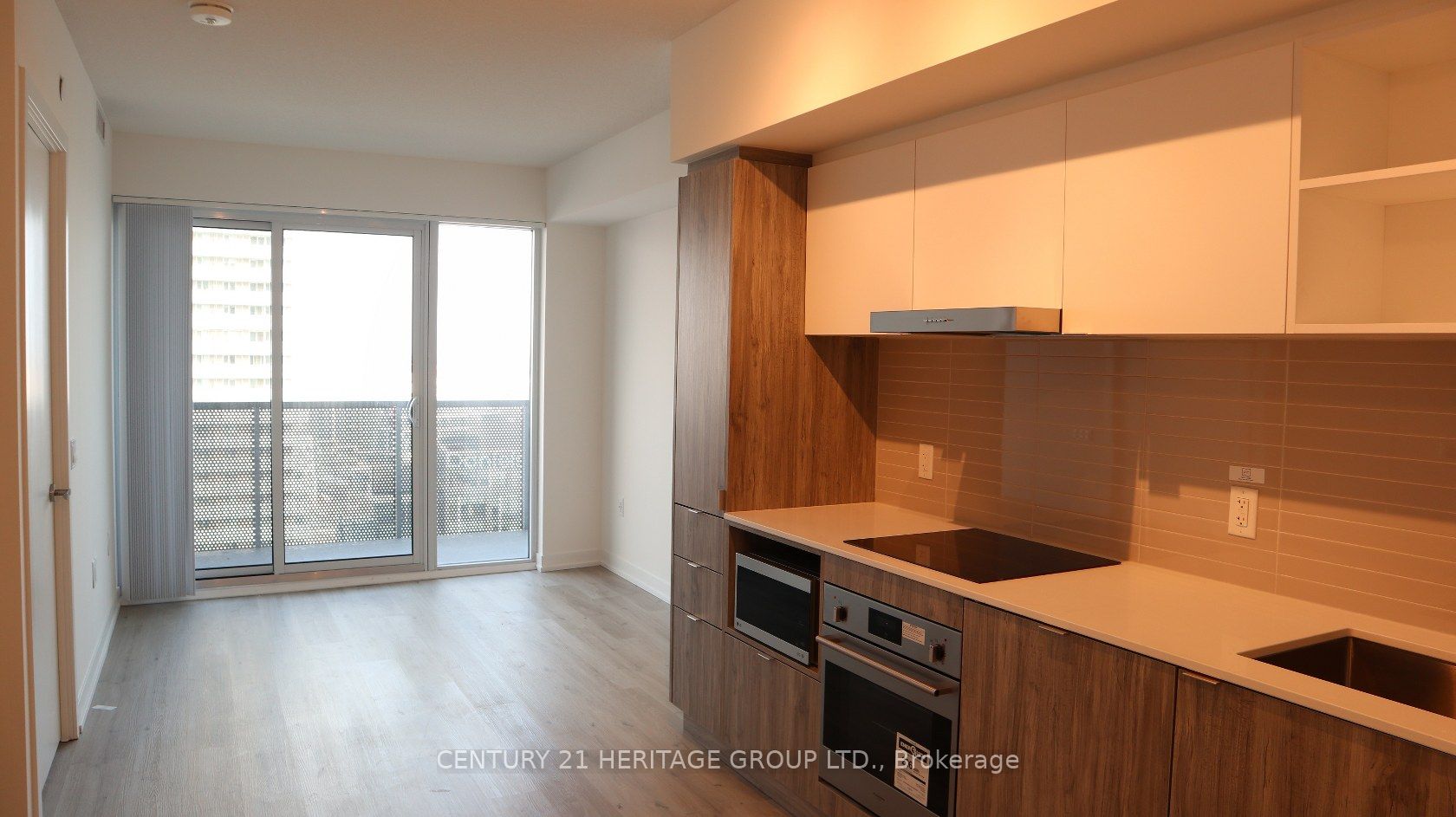 138 Downes Street 2705, Toronto, ON M5E 0E4 photo 4