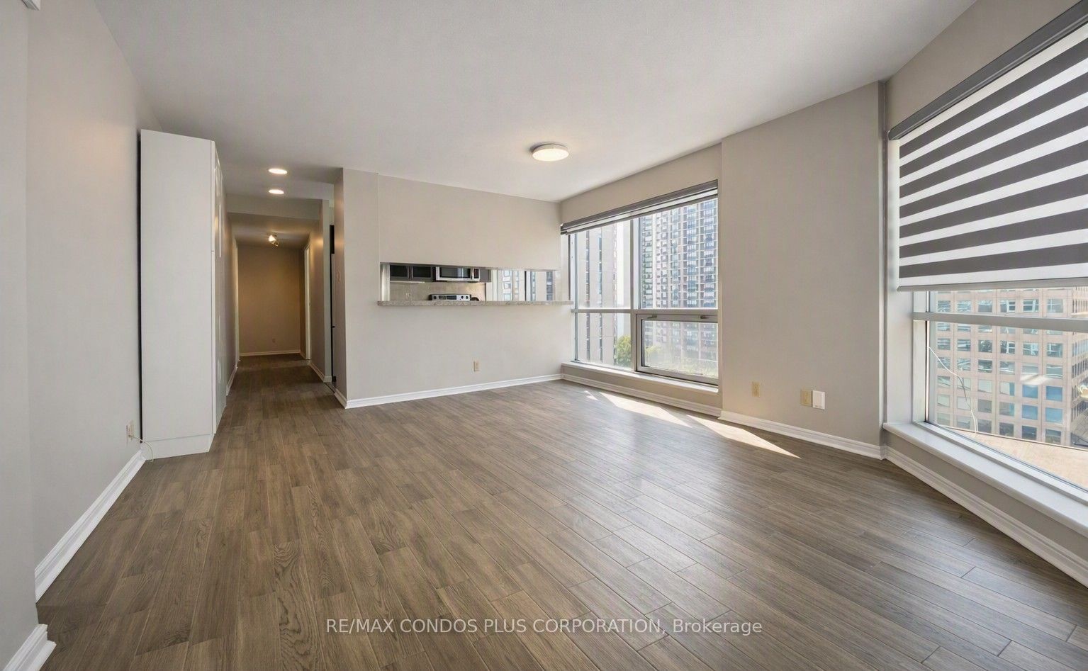 10 Queens Quay W 1211, Toronto, ON M5J 2R9 photo 3