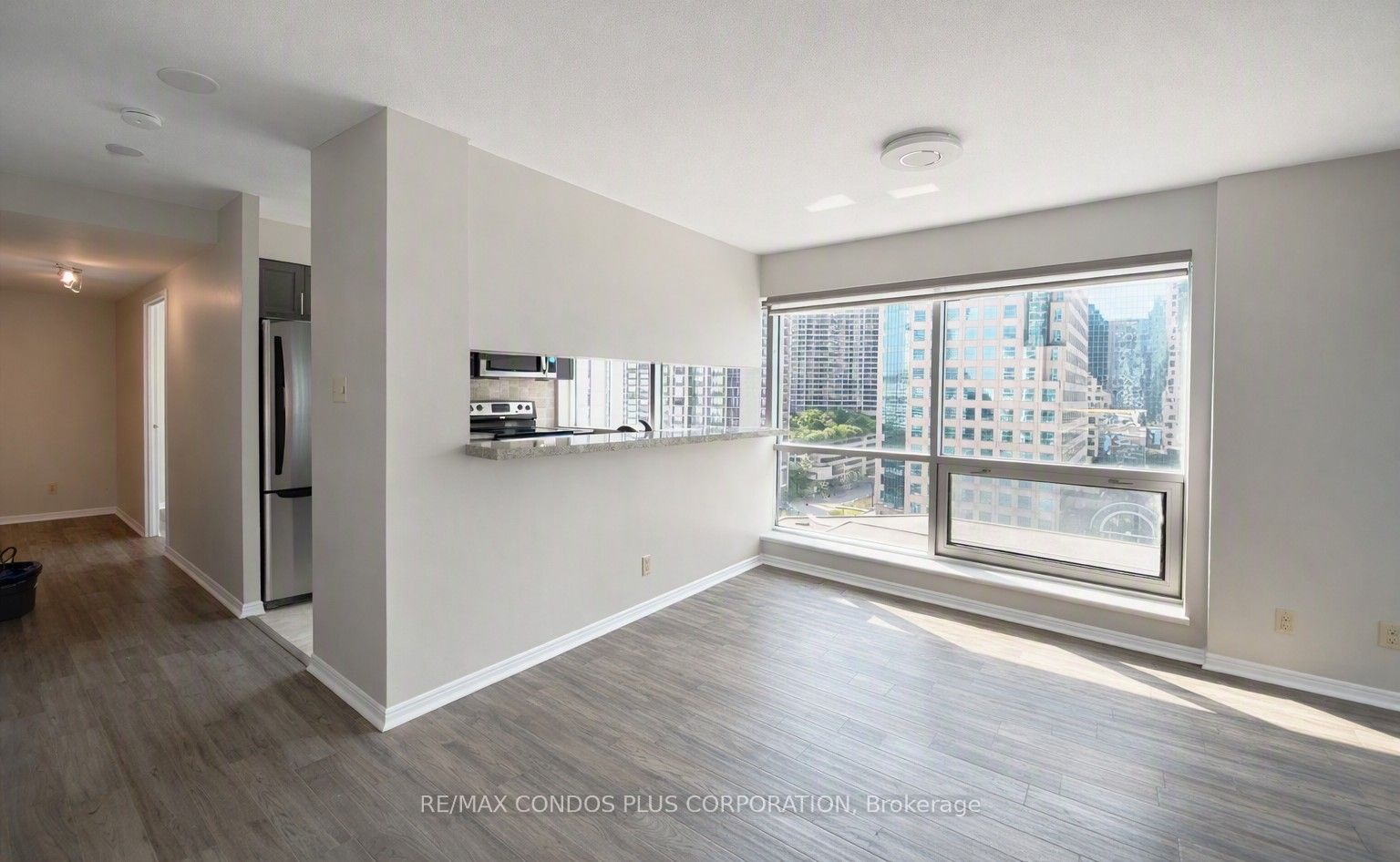 10 Queens Quay W 1211, Toronto, ON M5J 2R9 photo 4